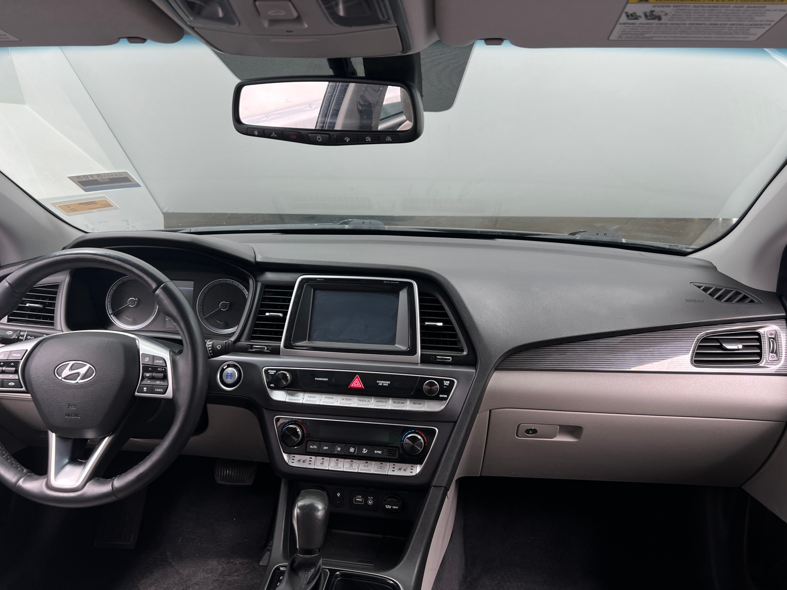 Thumbnail: 2019 Hyundai Sonata - 2