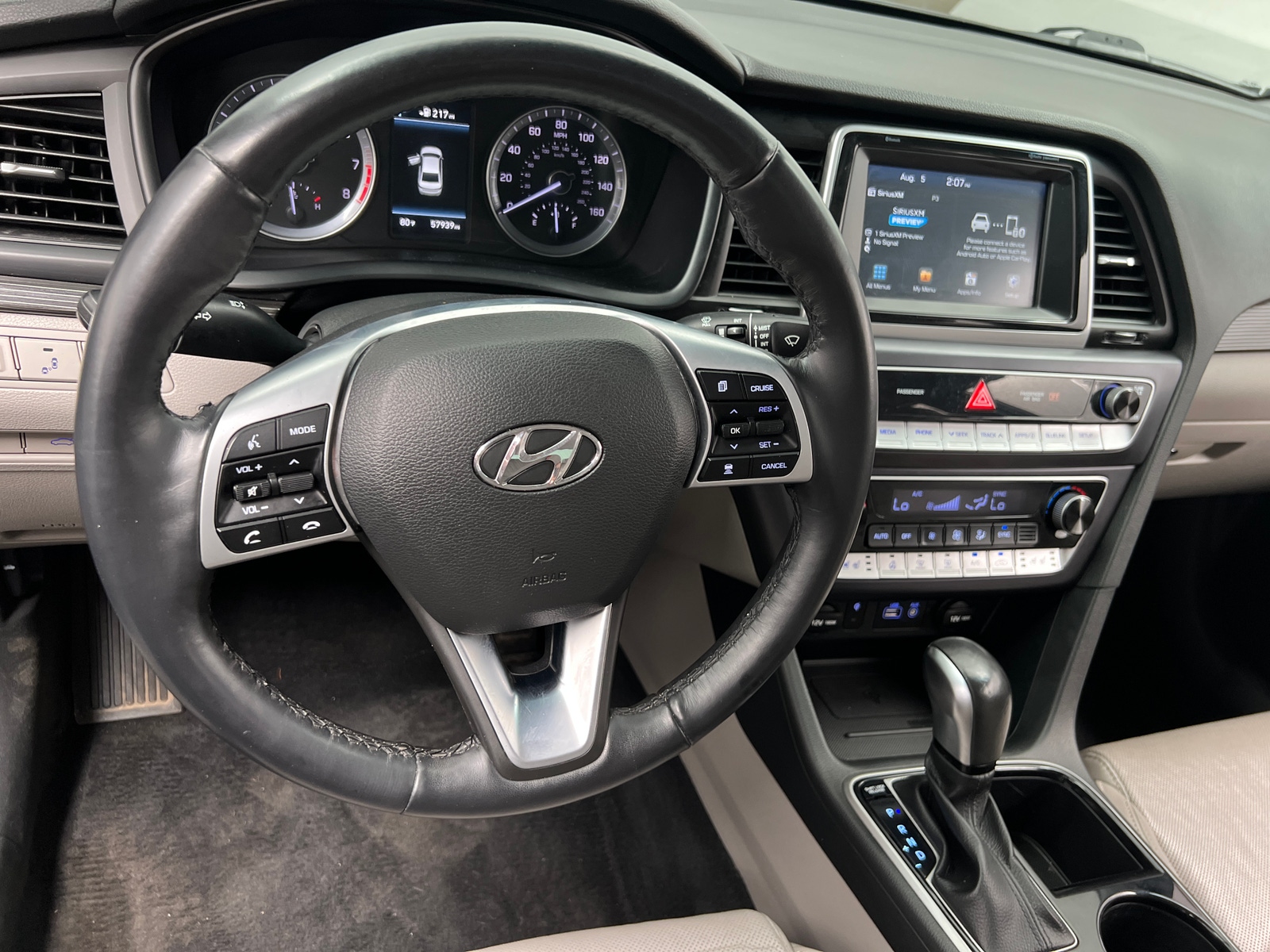 Thumbnail: 2019 Hyundai Sonata - 4