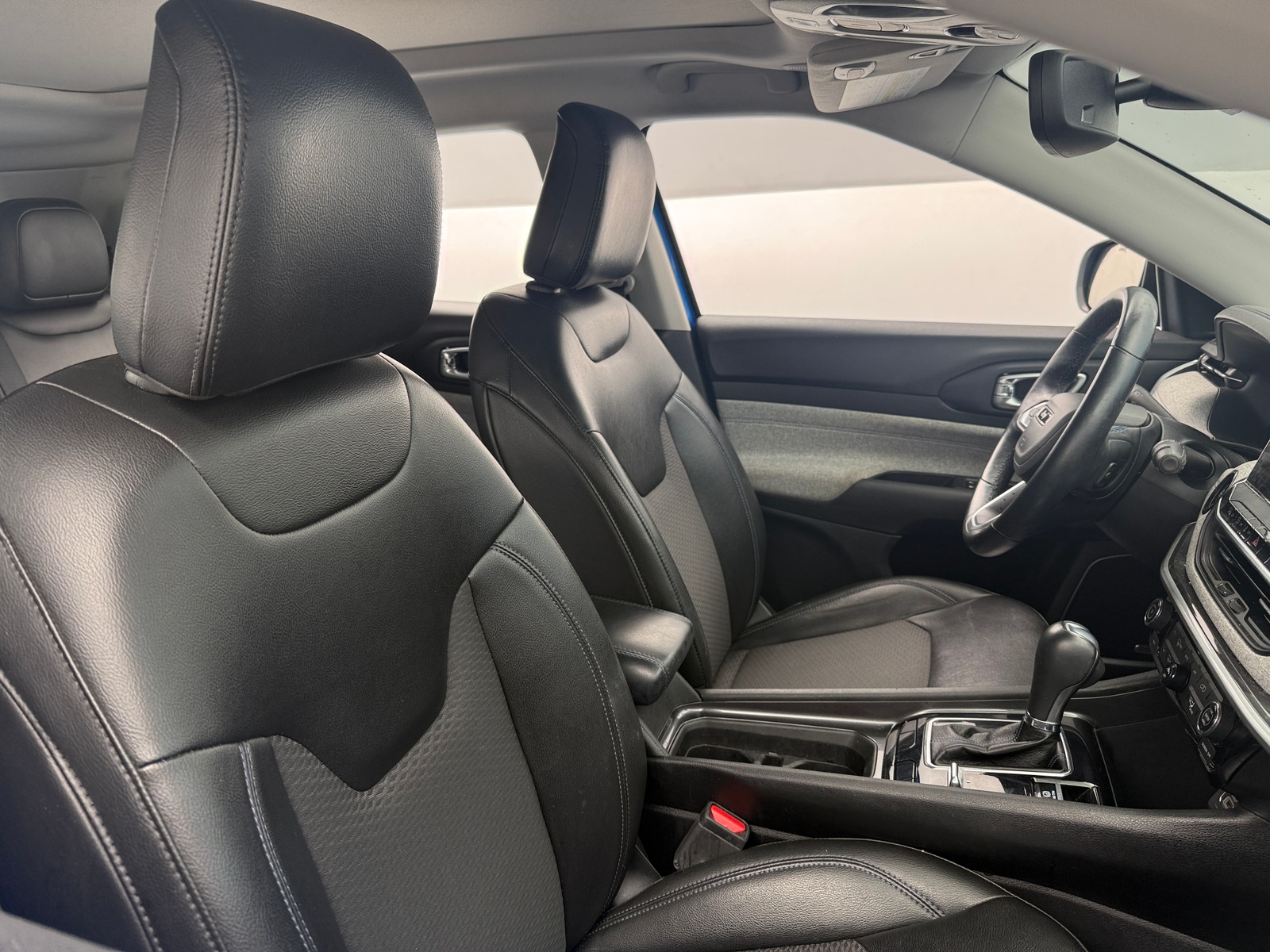 Thumbnail: 2022 Jeep Compass - 2