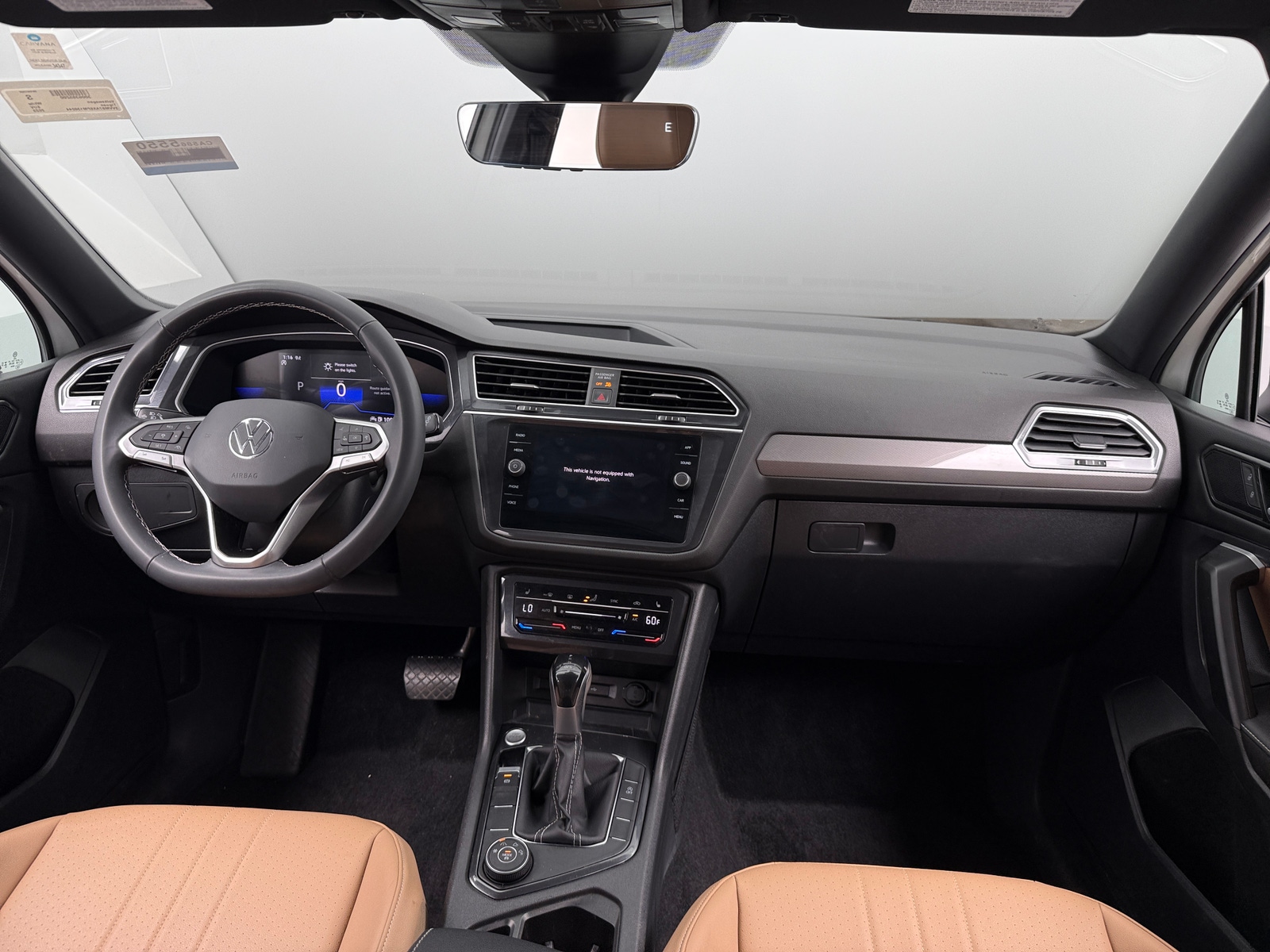 Thumbnail: 2023 Volkswagen Tiguan - 2