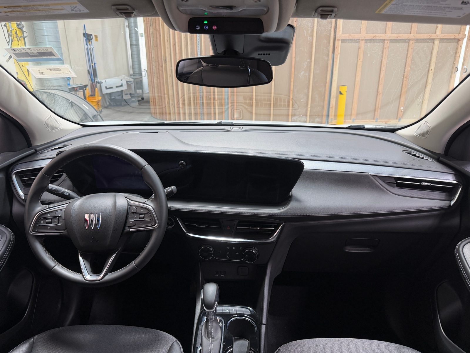 Thumbnail: 2025 Buick Encore GX - 2