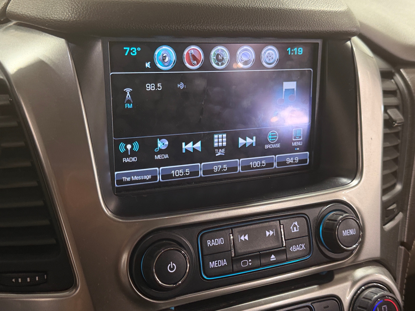 Thumbnail: 2017 Chevrolet Suburban - 3