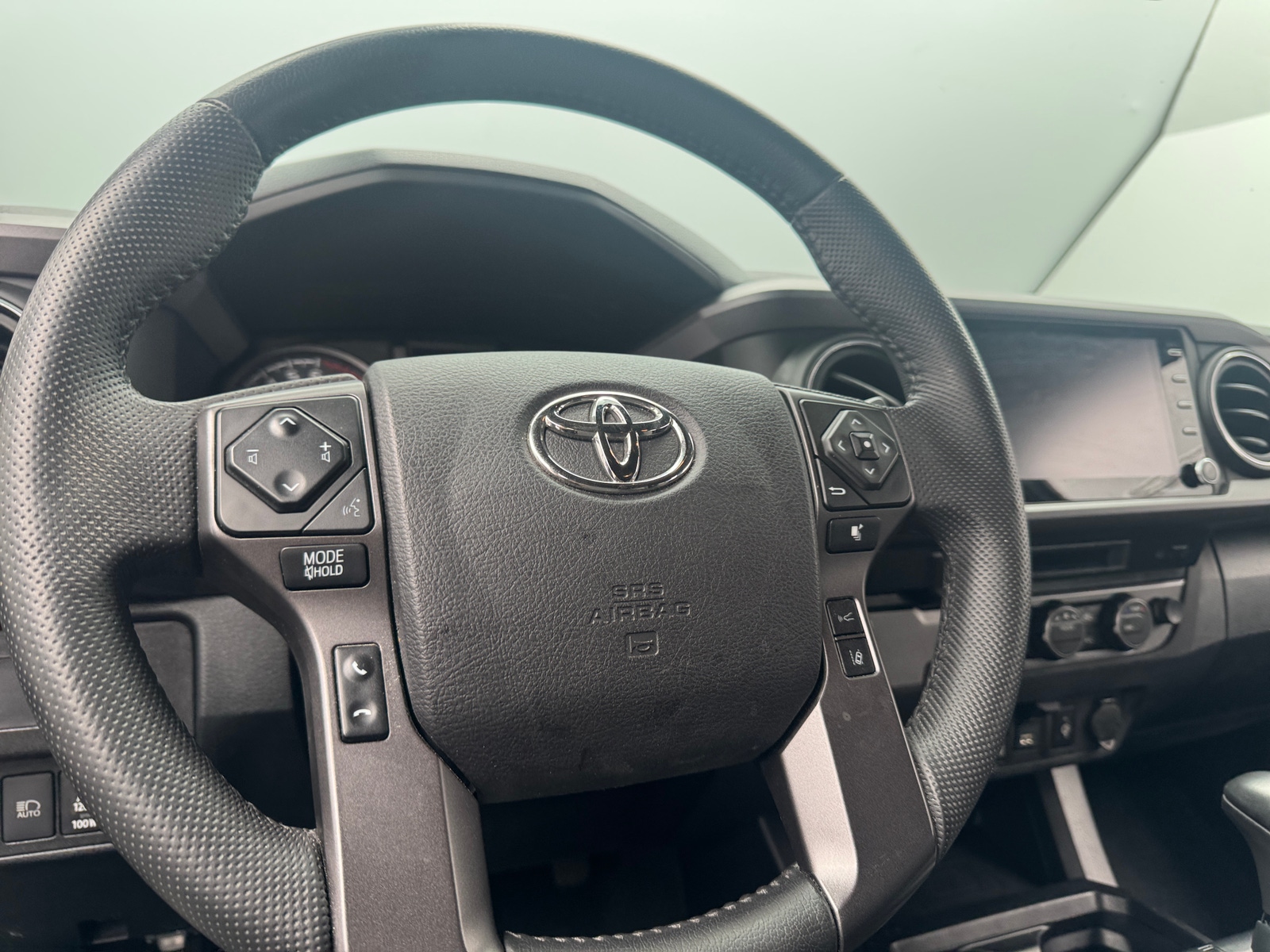 Thumbnail: 2022 Toyota Tacoma - 5