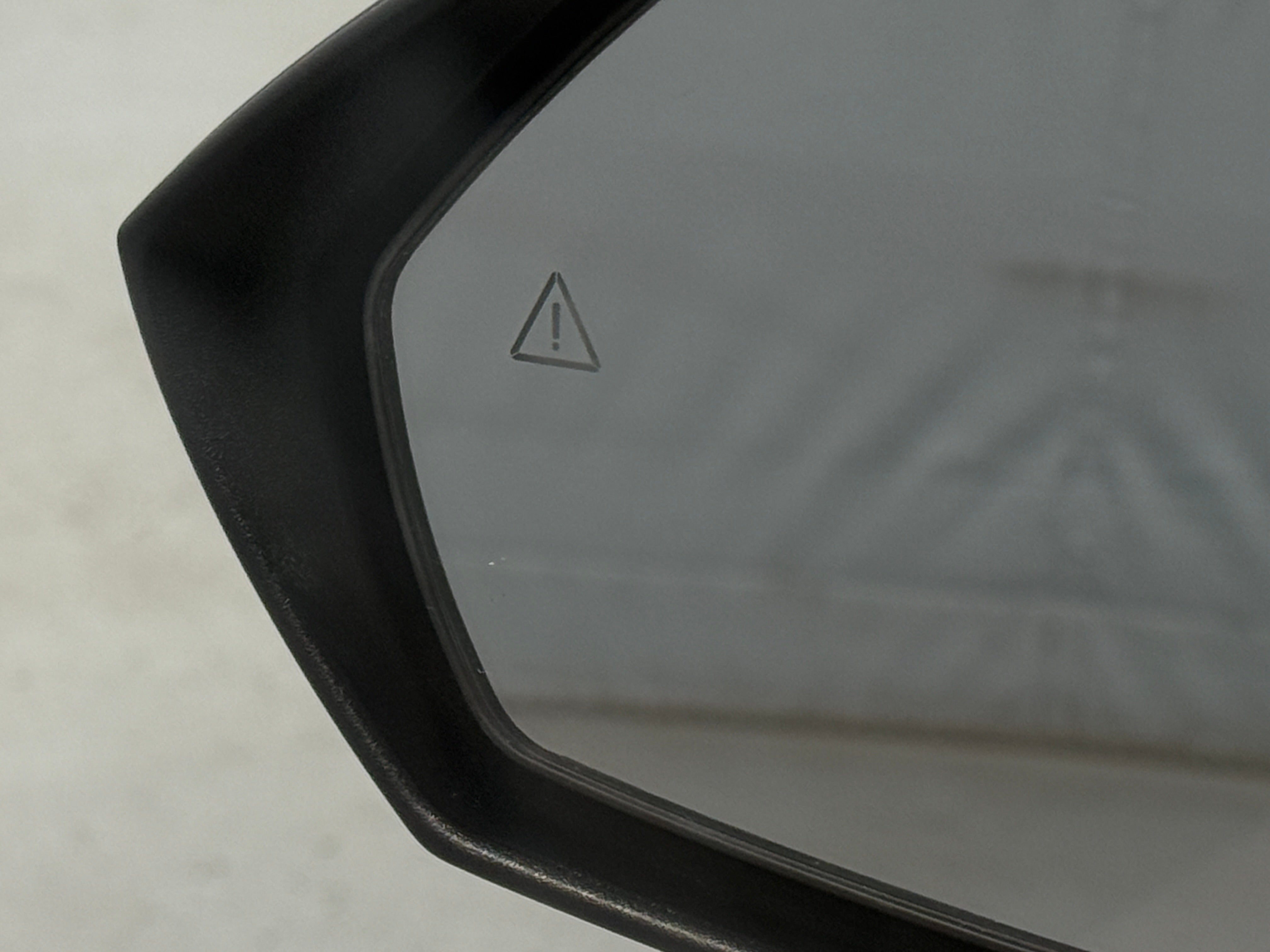 2024 Hyundai Elantra SE - Photo 12