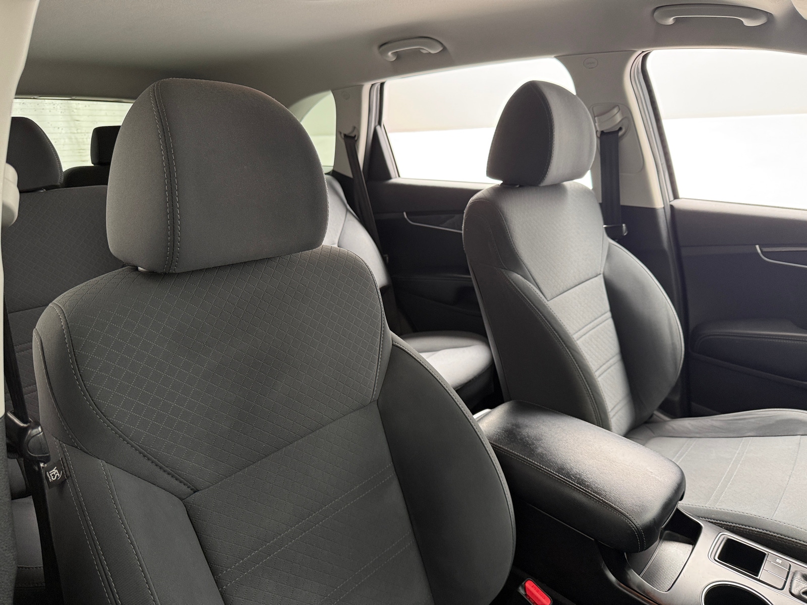 Thumbnail: 2019 Kia Sorento - 2