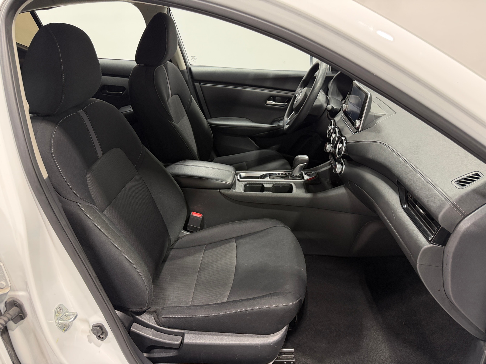 Thumbnail: 2025 Nissan Sentra - 2