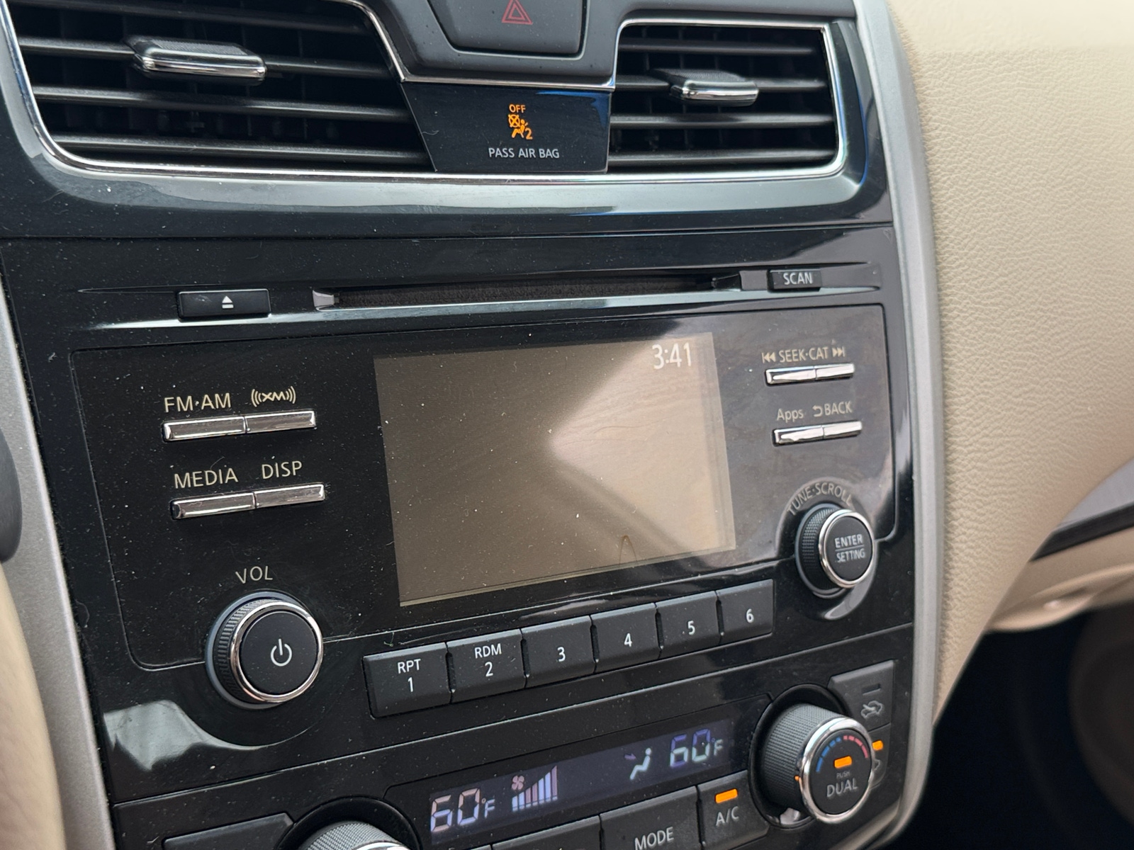 Thumbnail: 2015 Nissan Altima - 3