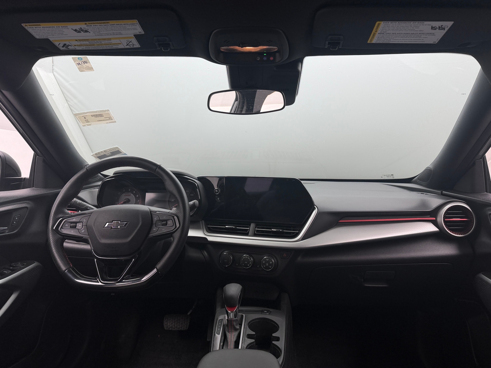 Thumbnail: 2024 Chevrolet Trax - 3