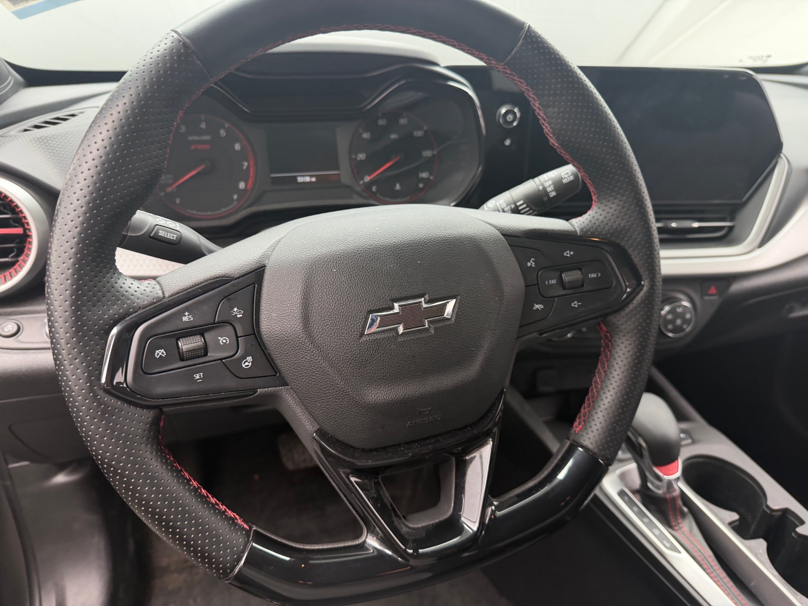 Thumbnail: 2024 Chevrolet Trax - 5