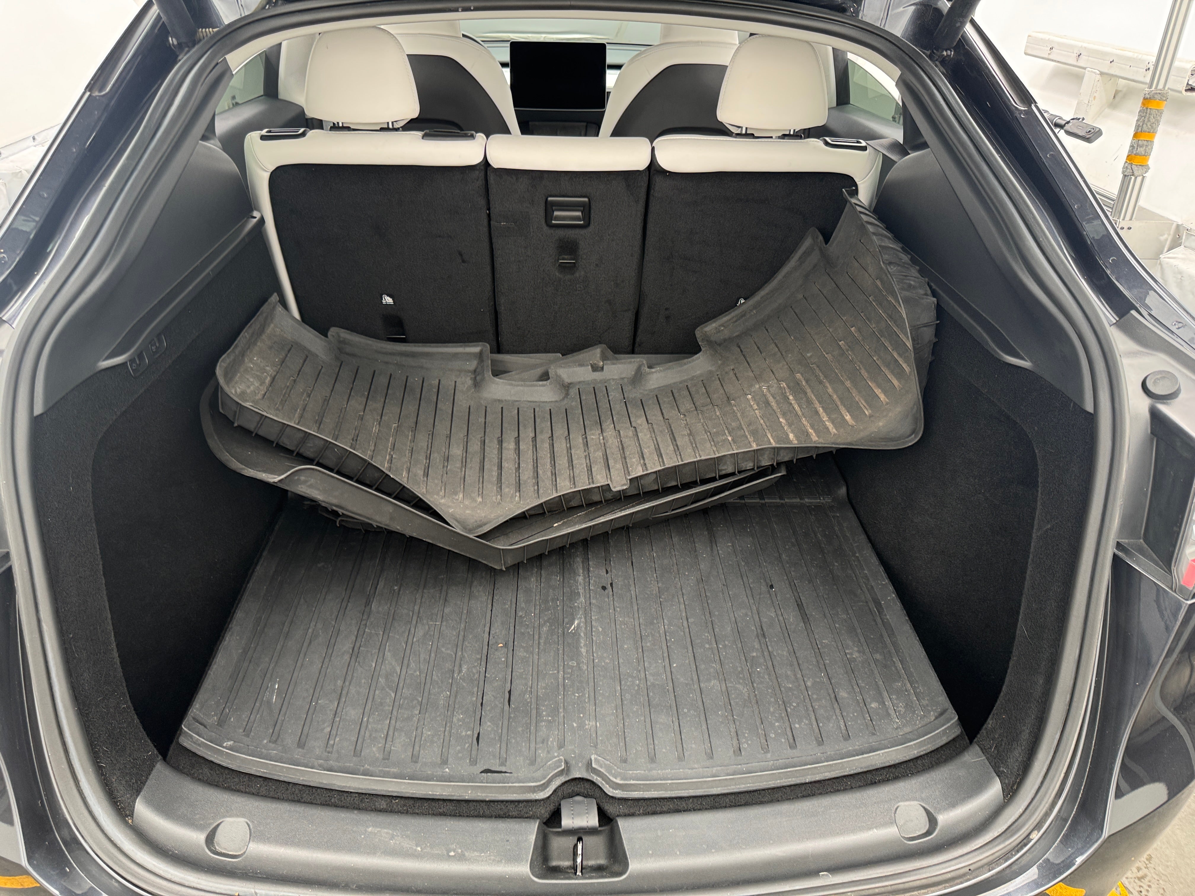 Used 2024 Tesla Model Y Performance with VIN 7SAYGDEF6RF059137 for sale in Auburn, WA