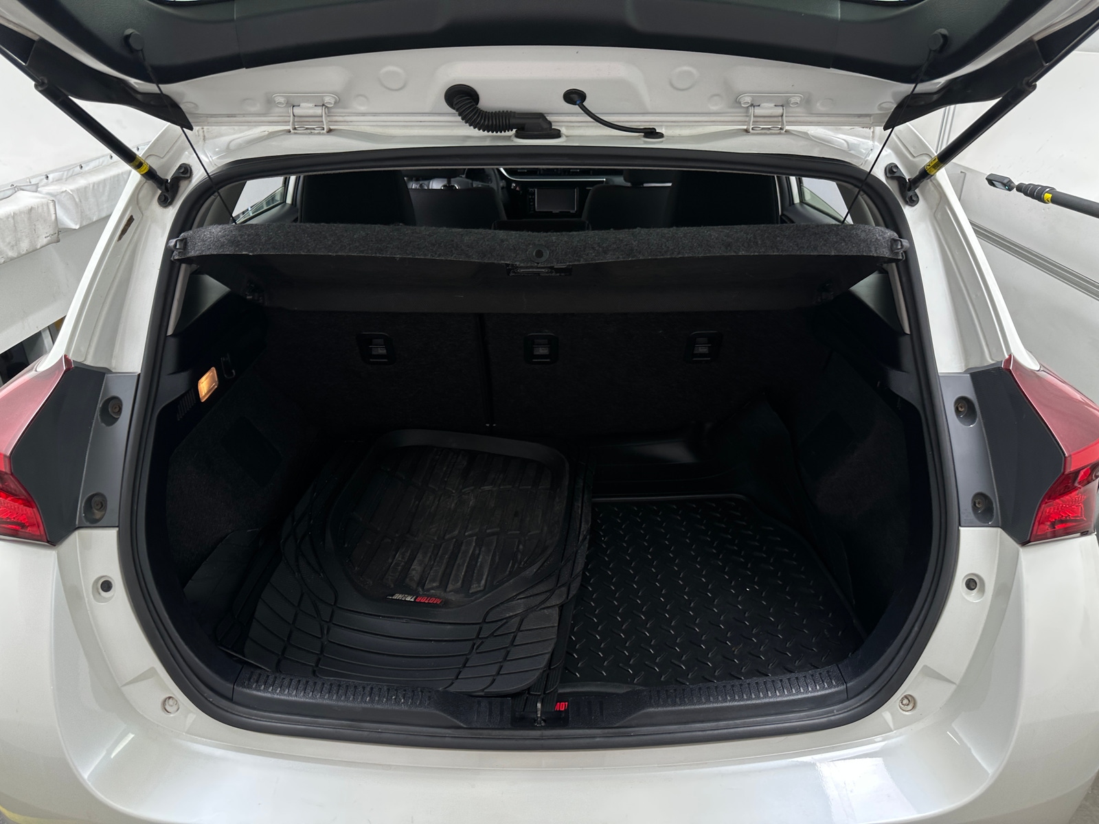 Thumbnail: 2016 Scion iM - 7