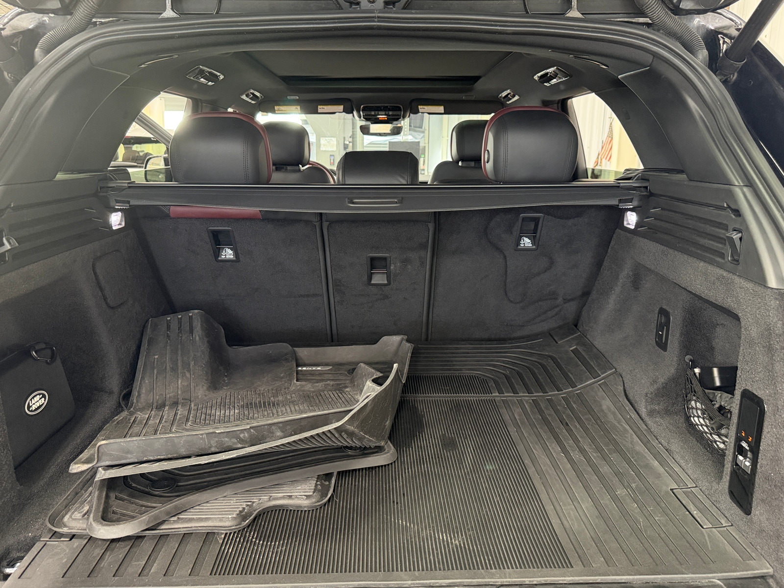 Thumbnail: 2023 Land Rover Range Rover Sport - 6