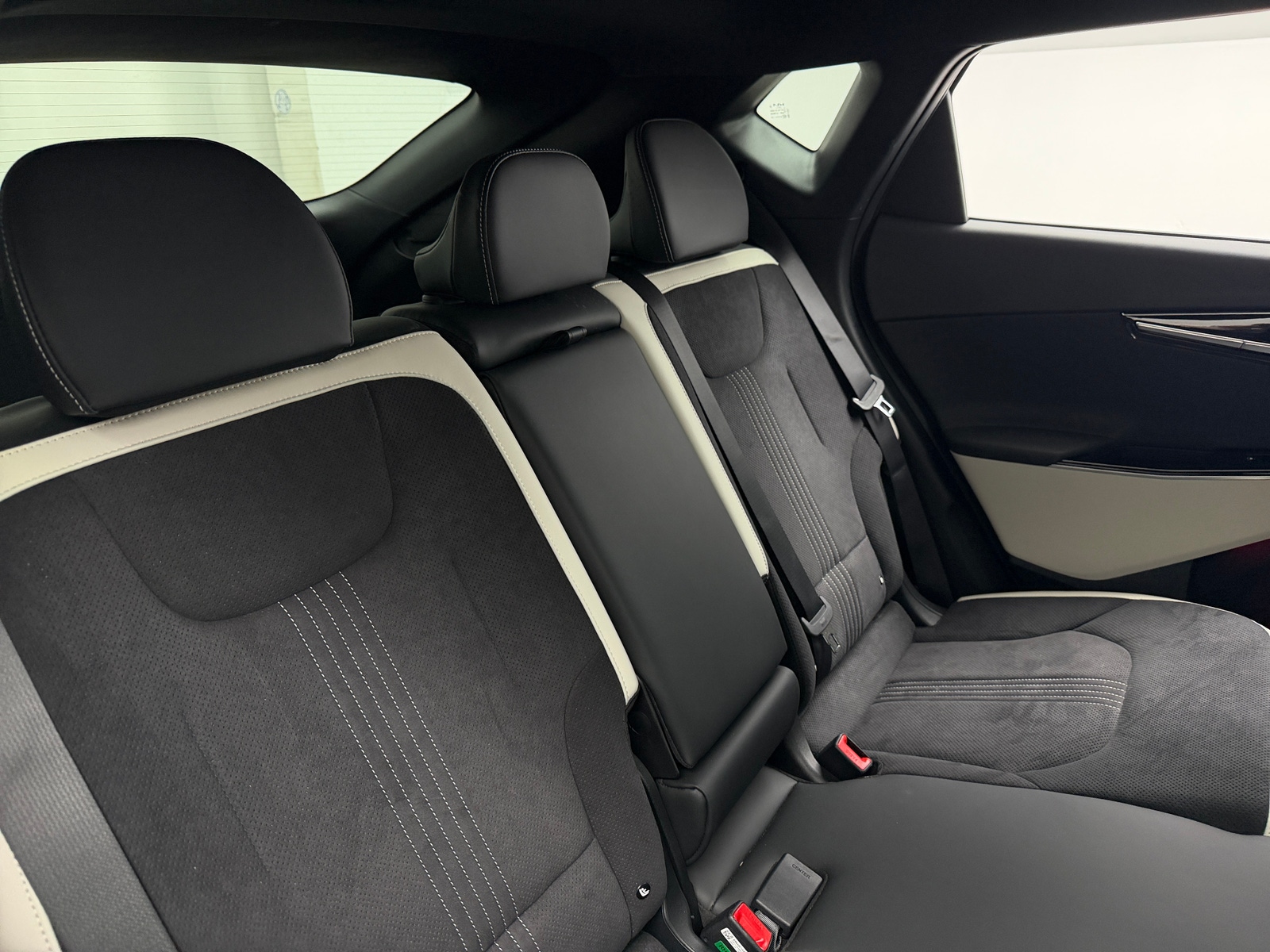 Thumbnail: 2024 Kia EV6 - 5