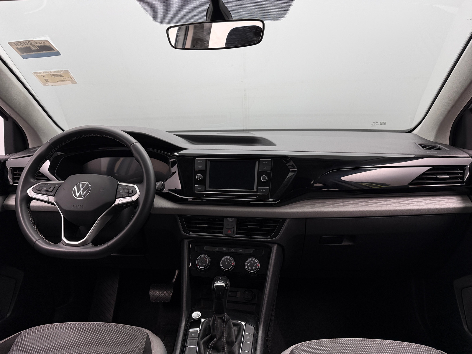 Thumbnail: 2023 Volkswagen Taos - 3