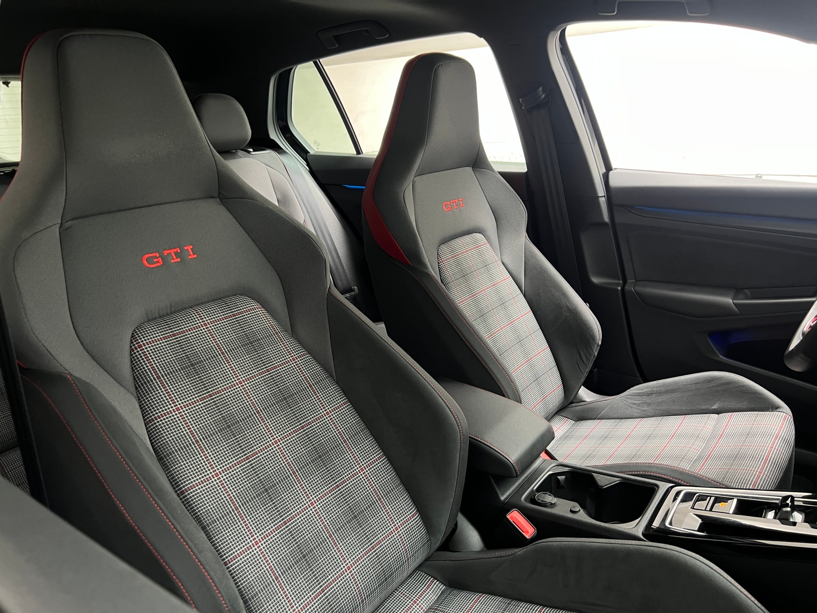 Thumbnail: 2024 Volkswagen Golf - 2