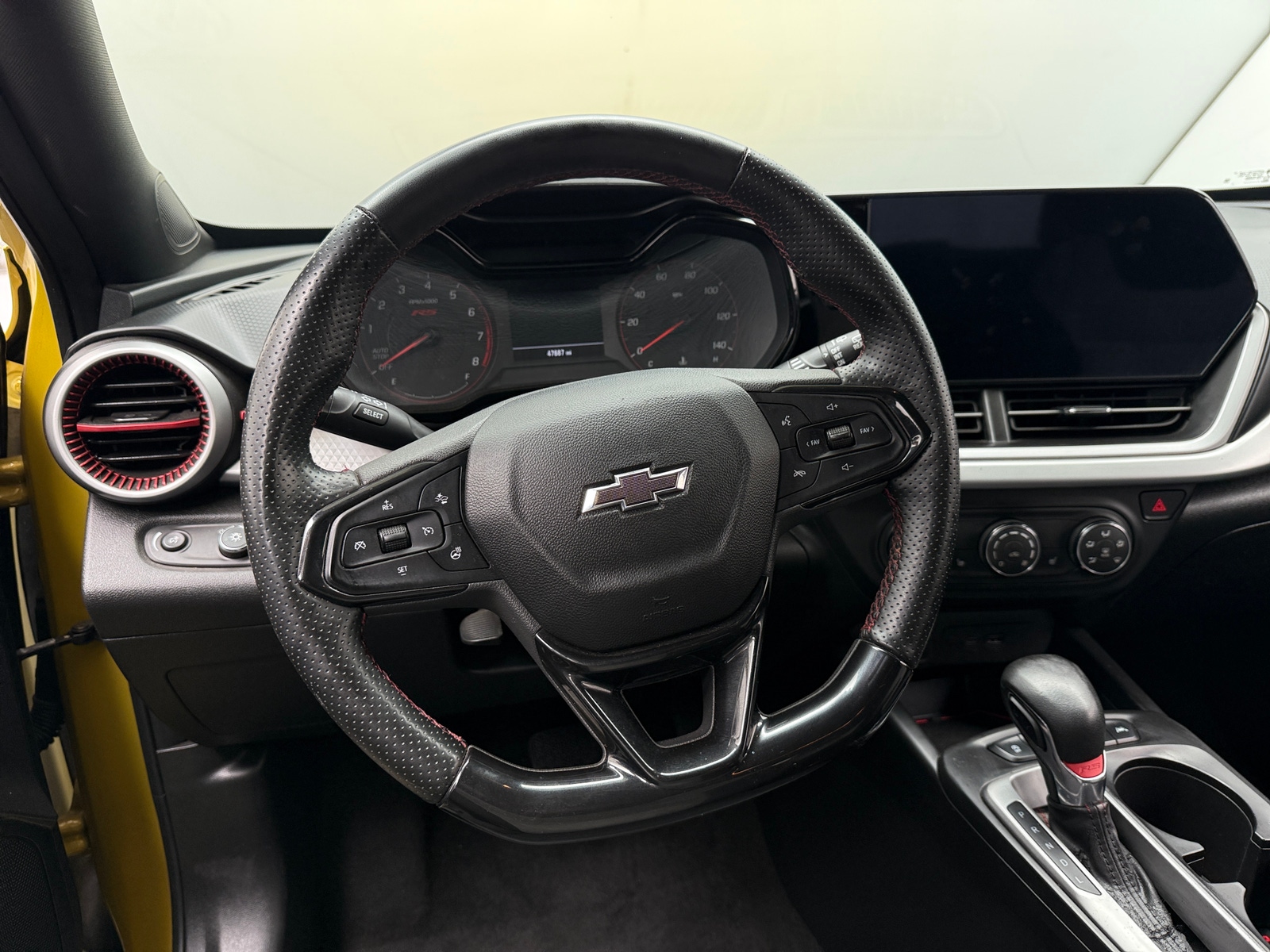 Thumbnail: 2024 Chevrolet Trax - 5