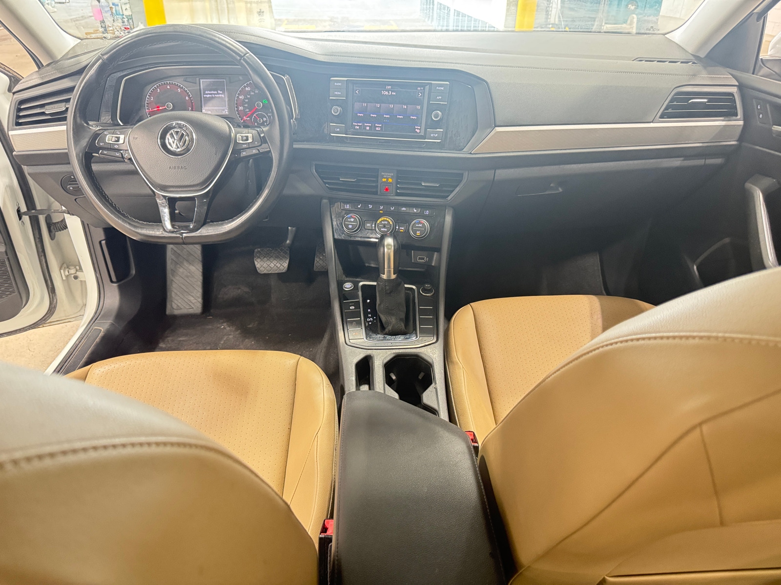 Thumbnail: 2019 Volkswagen Jetta - 2