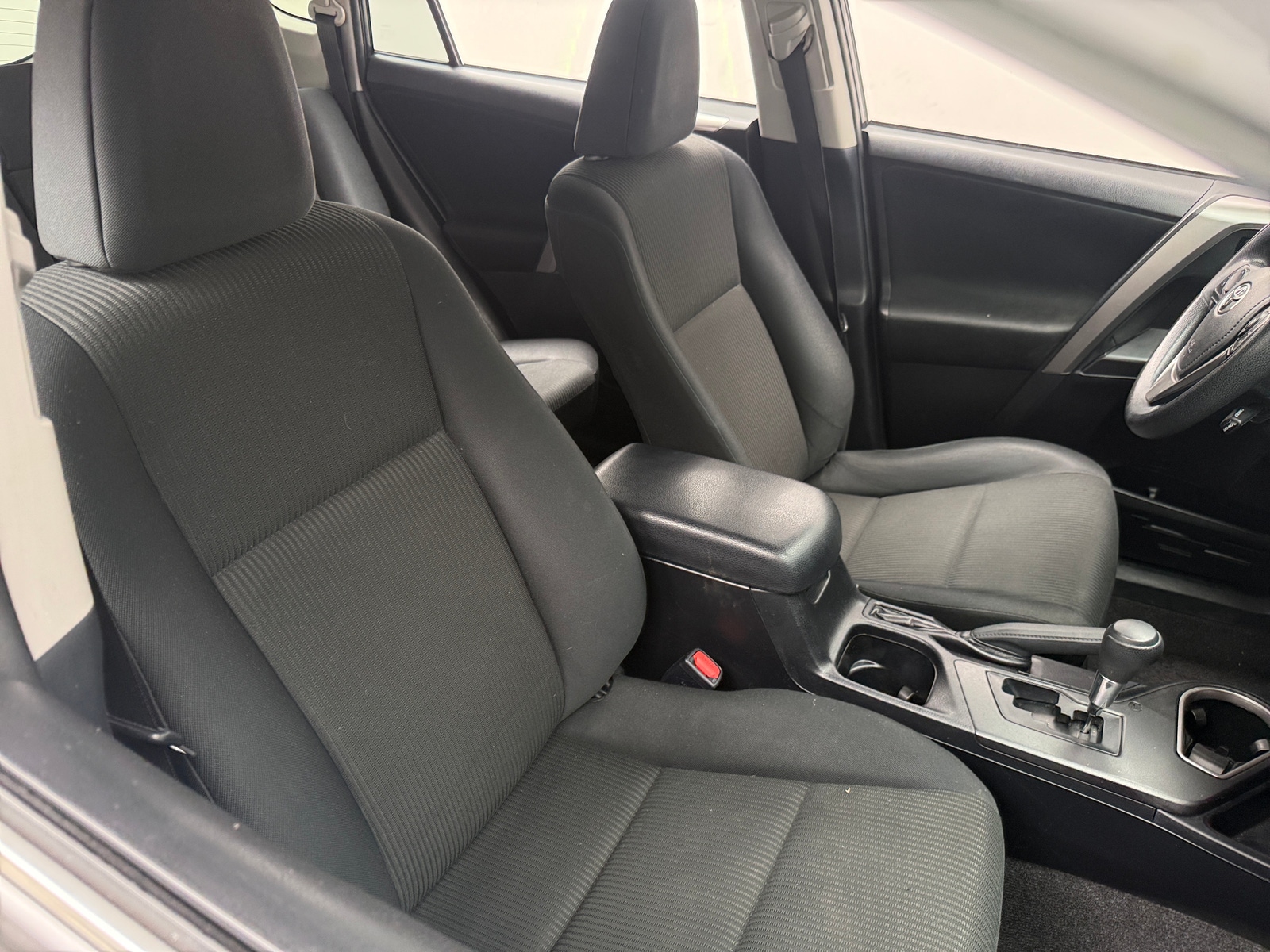 Thumbnail: 2017 Toyota RAV4 - 2