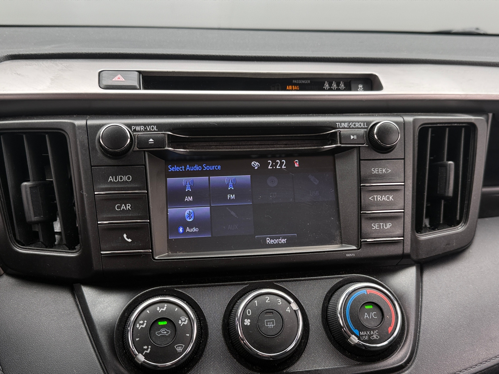 Thumbnail: 2017 Toyota RAV4 - 4
