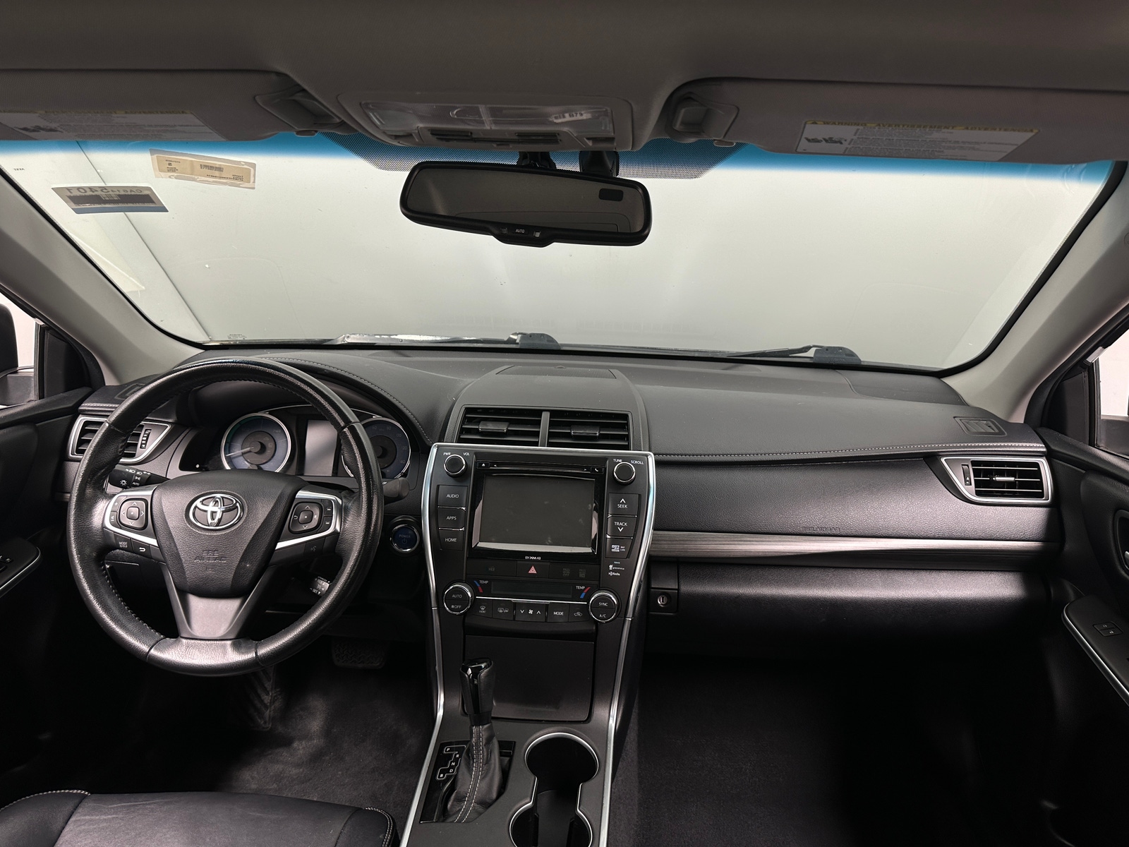 Thumbnail: 2016 Toyota Camry - 3