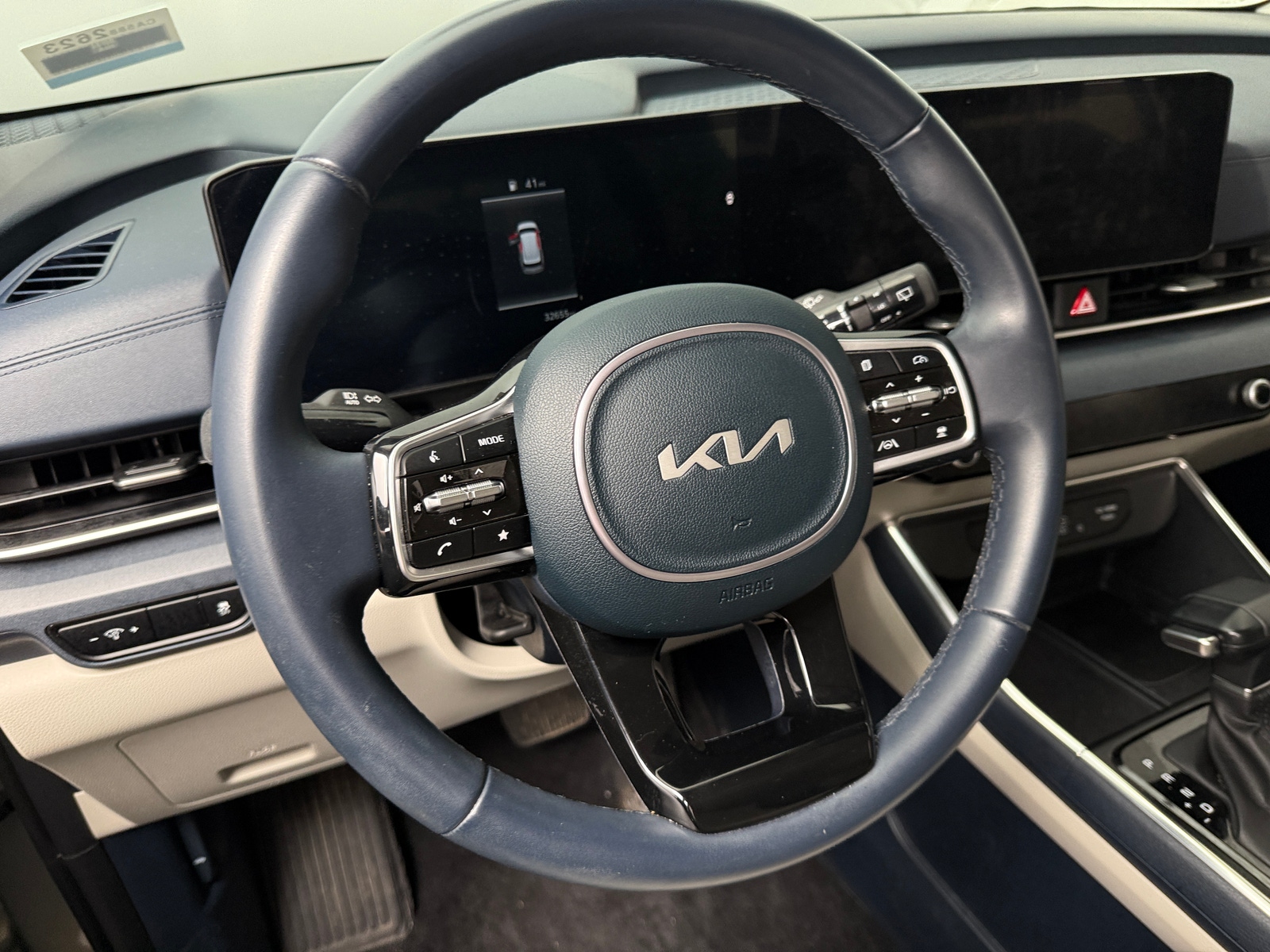Thumbnail: 2025 Kia Carnival - 4