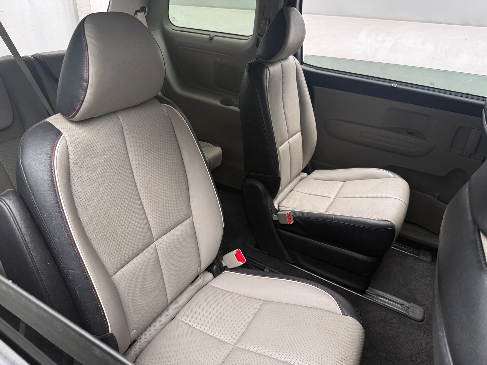Thumbnail: 2020 Kia Sedona - 5