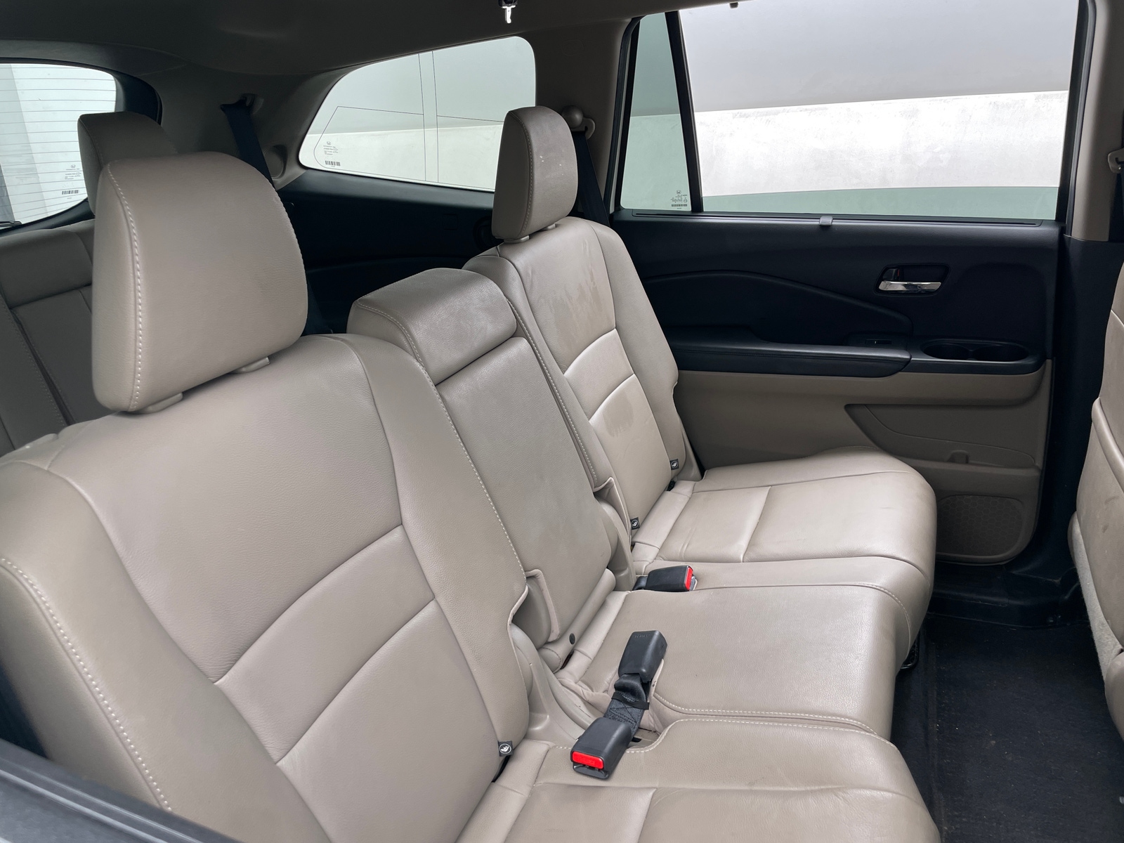 Thumbnail: 2016 Honda Pilot - 5