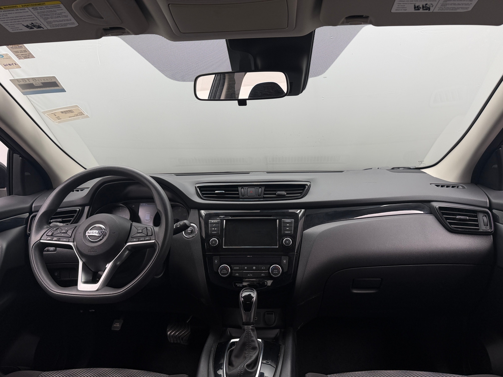 Thumbnail: 2020 Nissan Rogue Sport - 3