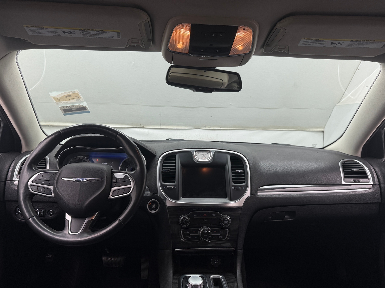 Thumbnail: 2019 Chrysler 300 - 2