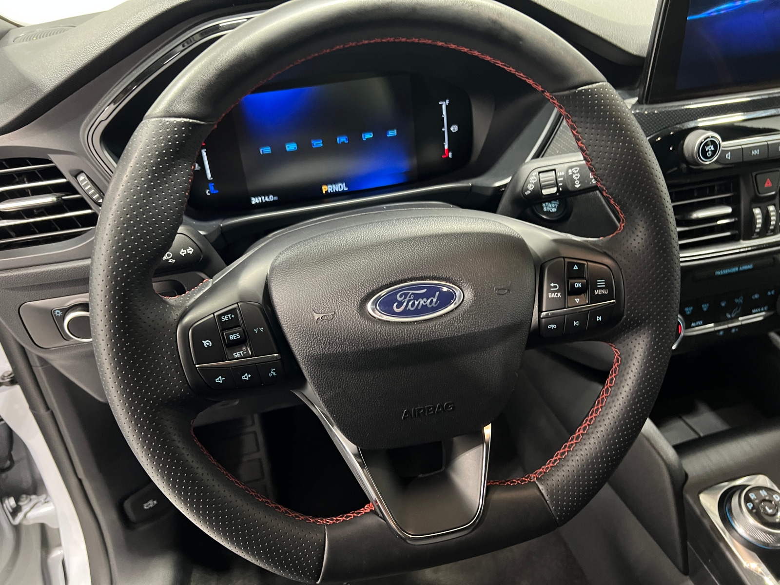 Thumbnail: 2025 Ford Escape - 5