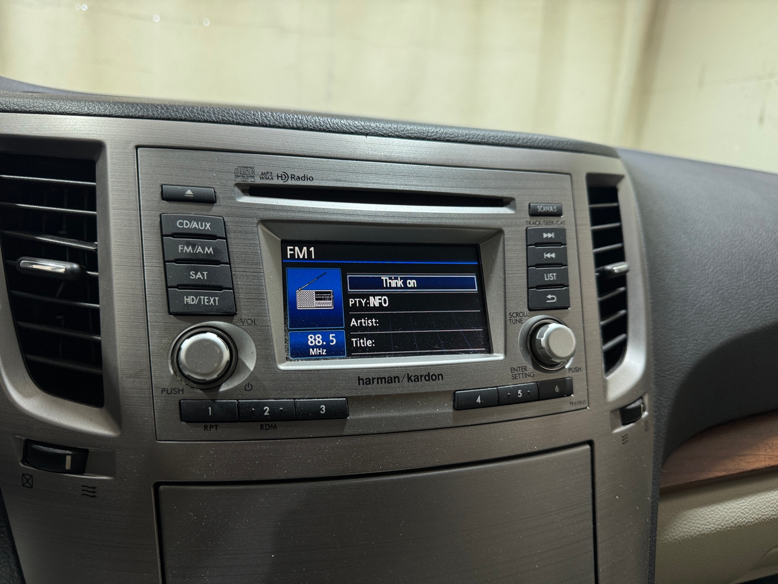 Thumbnail: 2013 Subaru Outback - 3