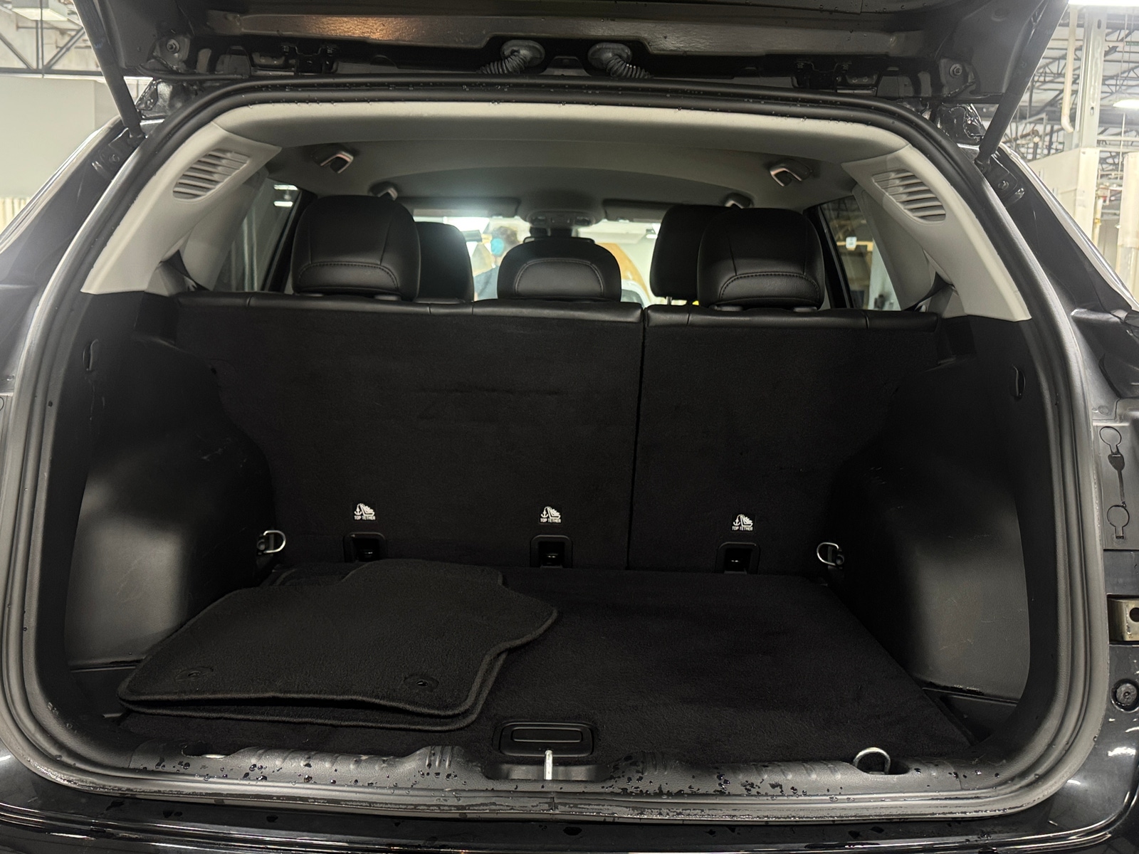 Thumbnail: 2022 Jeep Compass - 6