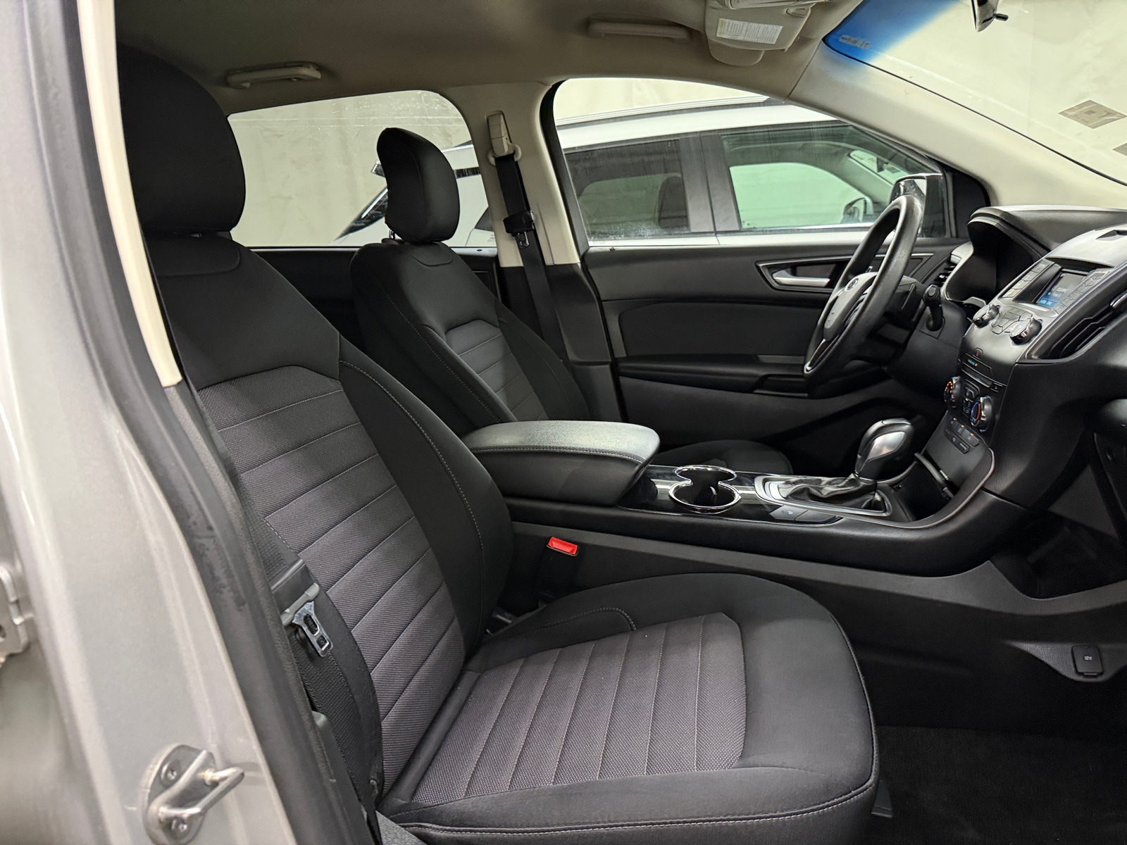 Thumbnail: 2017 Ford Edge - 2