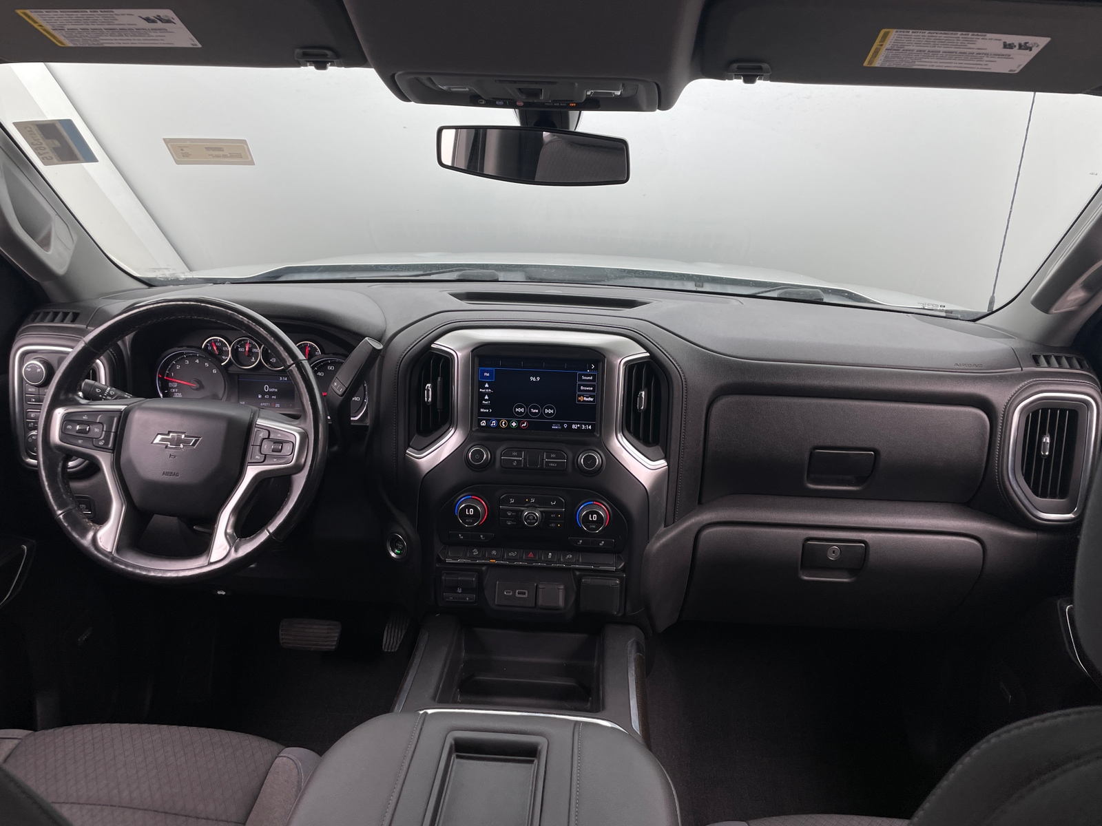 Thumbnail: 2019 Chevrolet Silverado 1500 - 3
