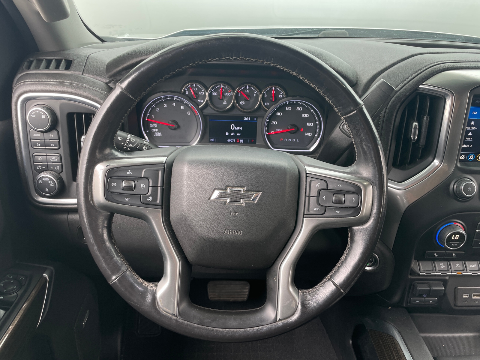 Thumbnail: 2019 Chevrolet Silverado 1500 - 5