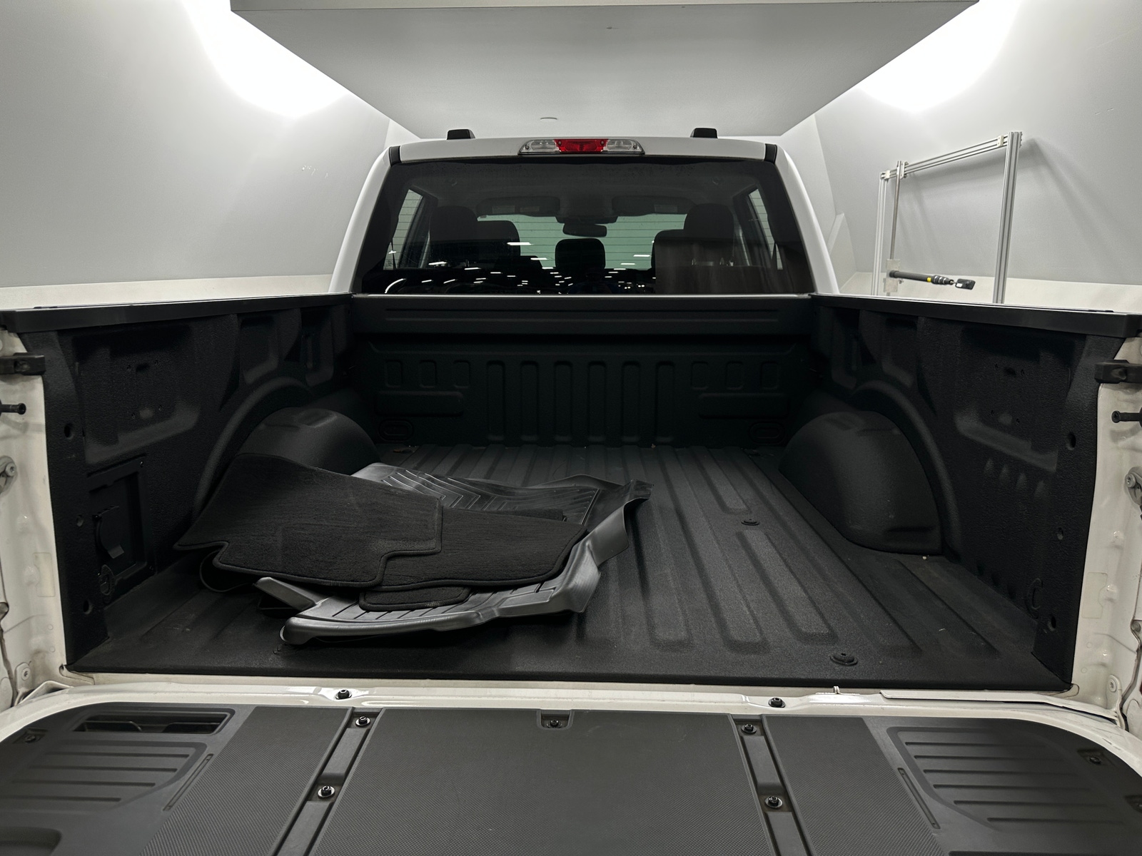 Thumbnail: 2021 Ford Econoline - 7