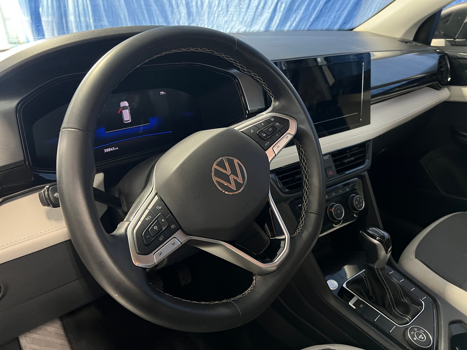 Thumbnail: 2025 Volkswagen Taos - 5