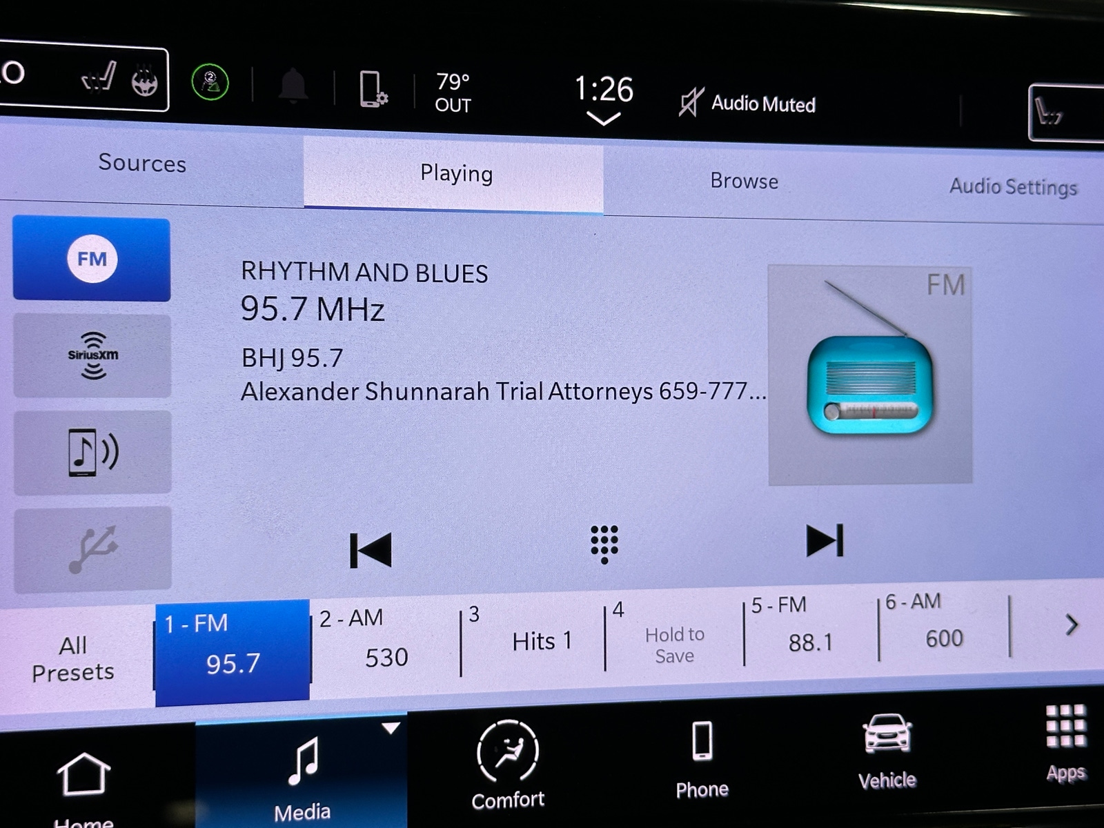 Thumbnail: 2023 Chrysler Pacifica - 3