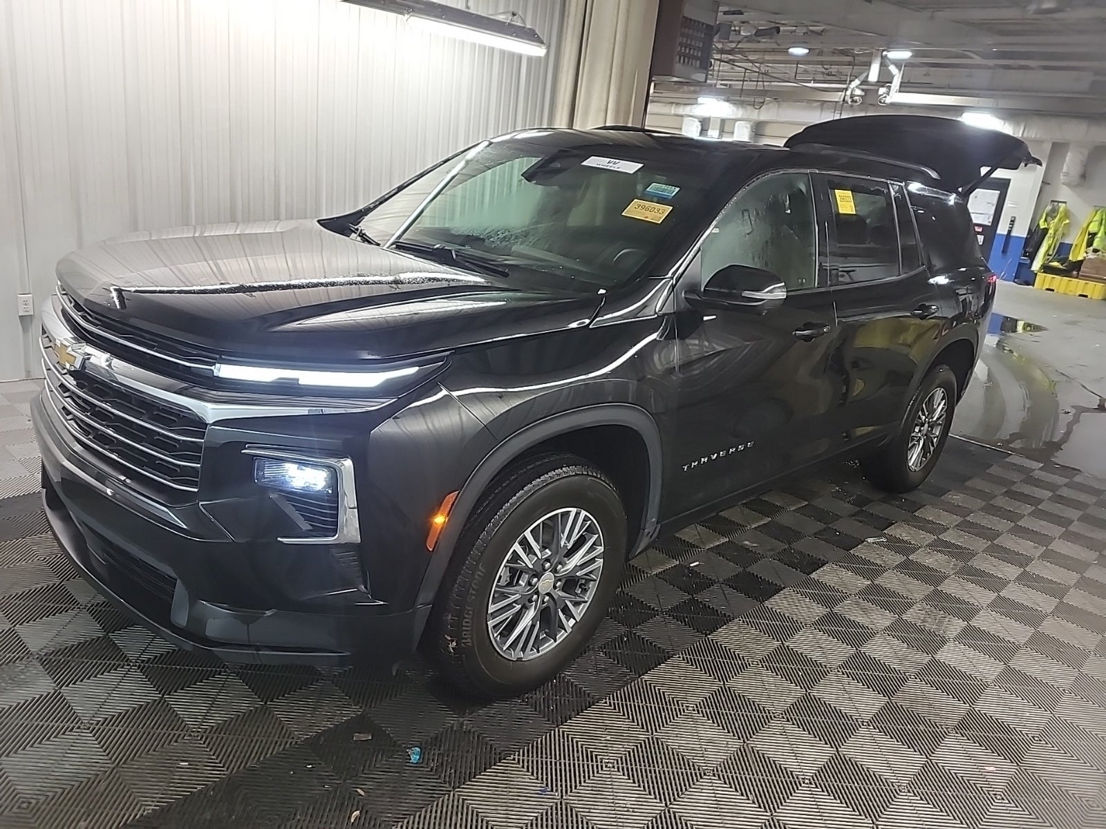 2024 Chevrolet Traverse AWD LT