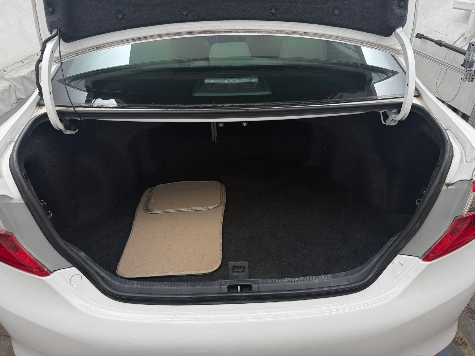 Thumbnail: 2013 Toyota Camry - 7