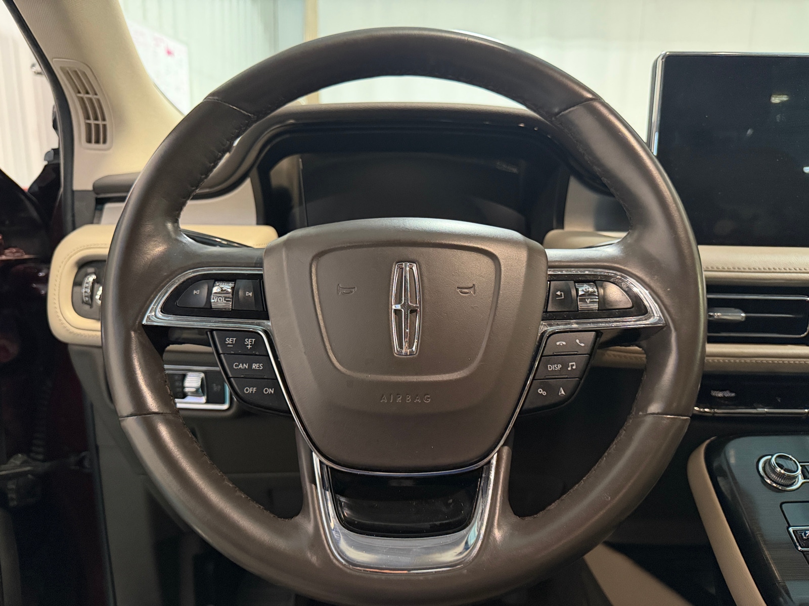 Thumbnail: 2021 Lincoln Nautilus - 4