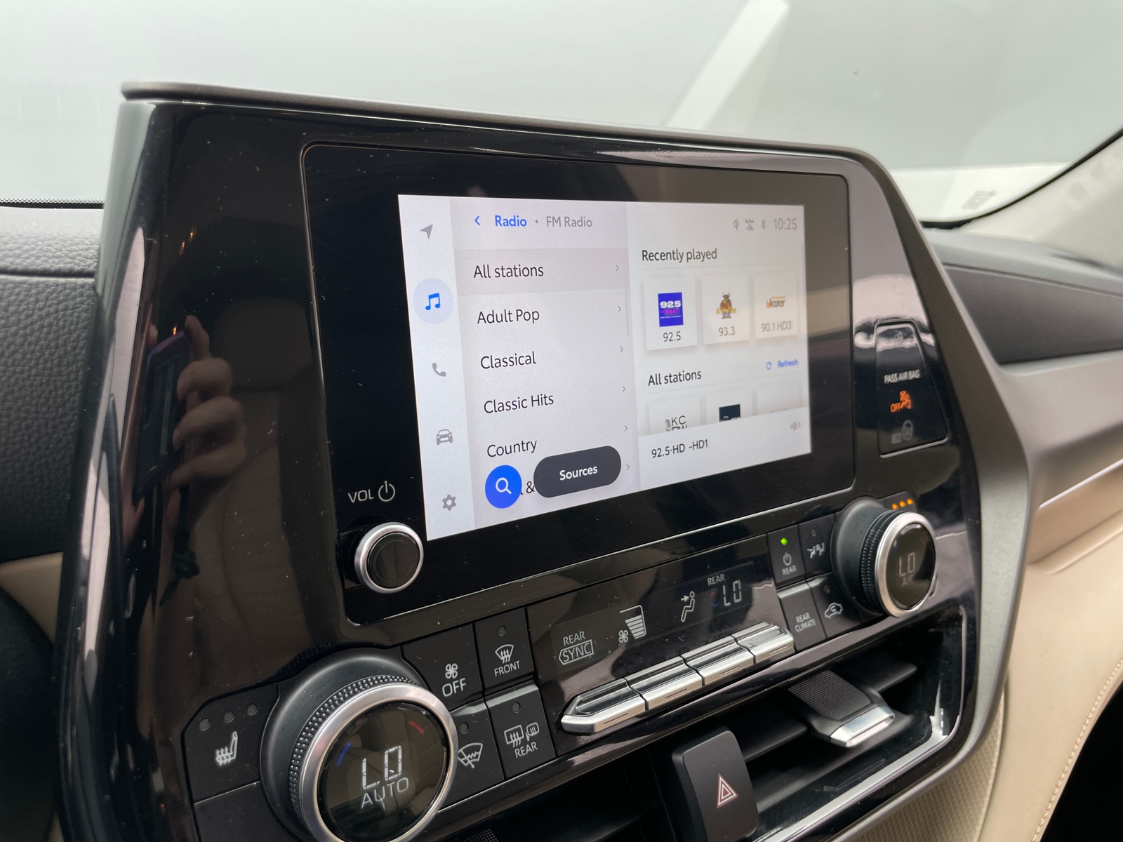 Thumbnail: 2024 Toyota Highlander - 3