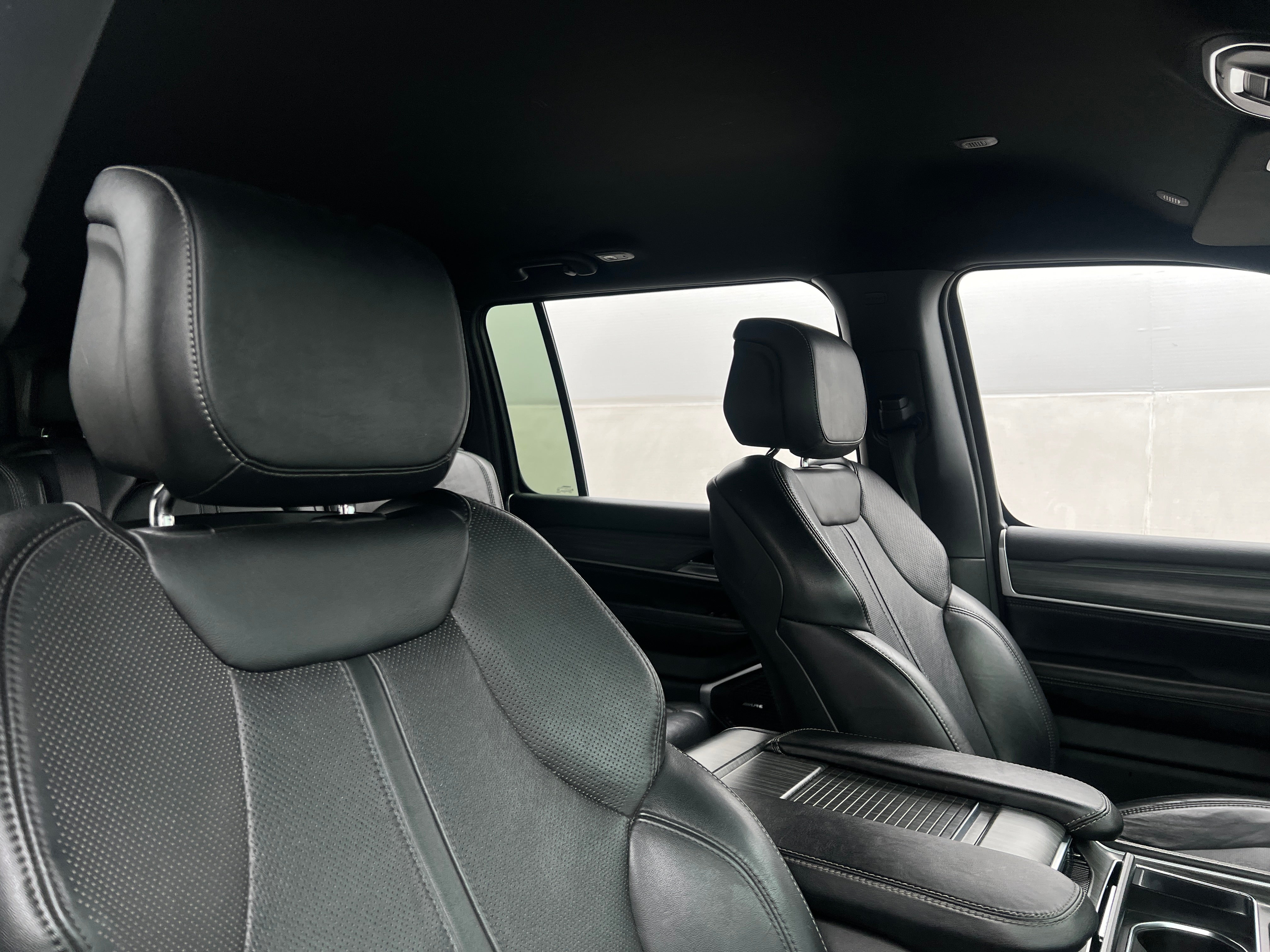 2023 Jeep Wagoneer L