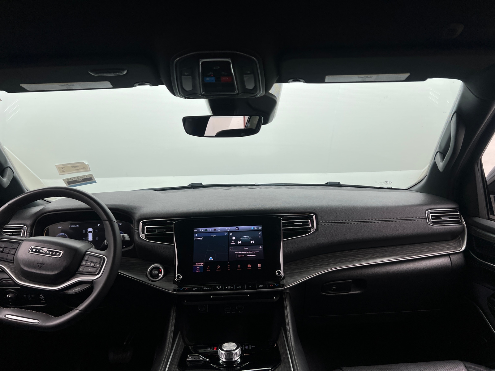 Thumbnail: 2023 Jeep Wagoneer - 2