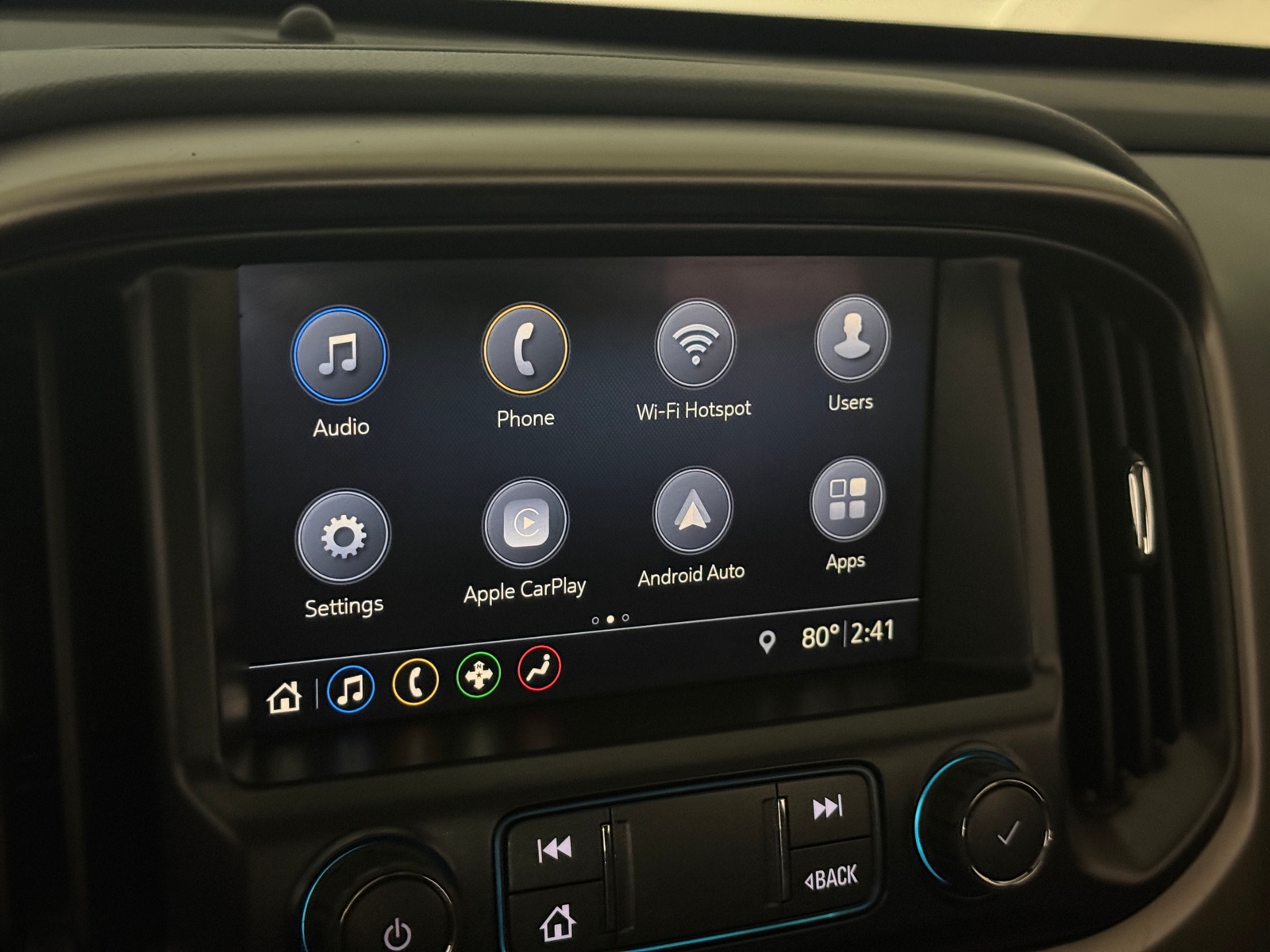 Thumbnail: 2021 Chevrolet Colorado - 3