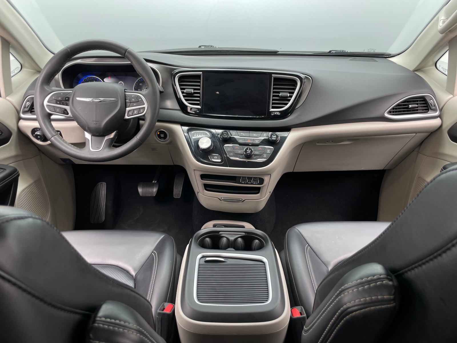 Thumbnail: 2023 Chrysler Pacifica - 2