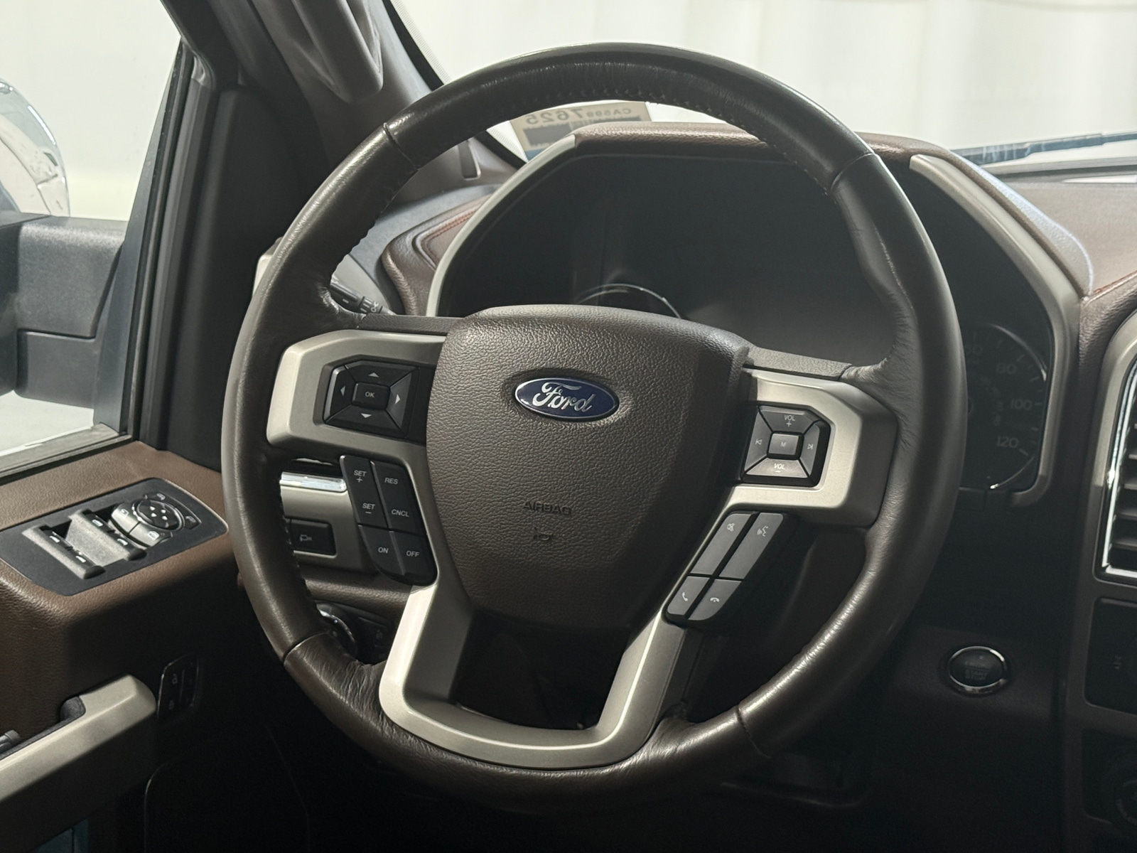 Thumbnail: 2016 Ford Econoline - 4