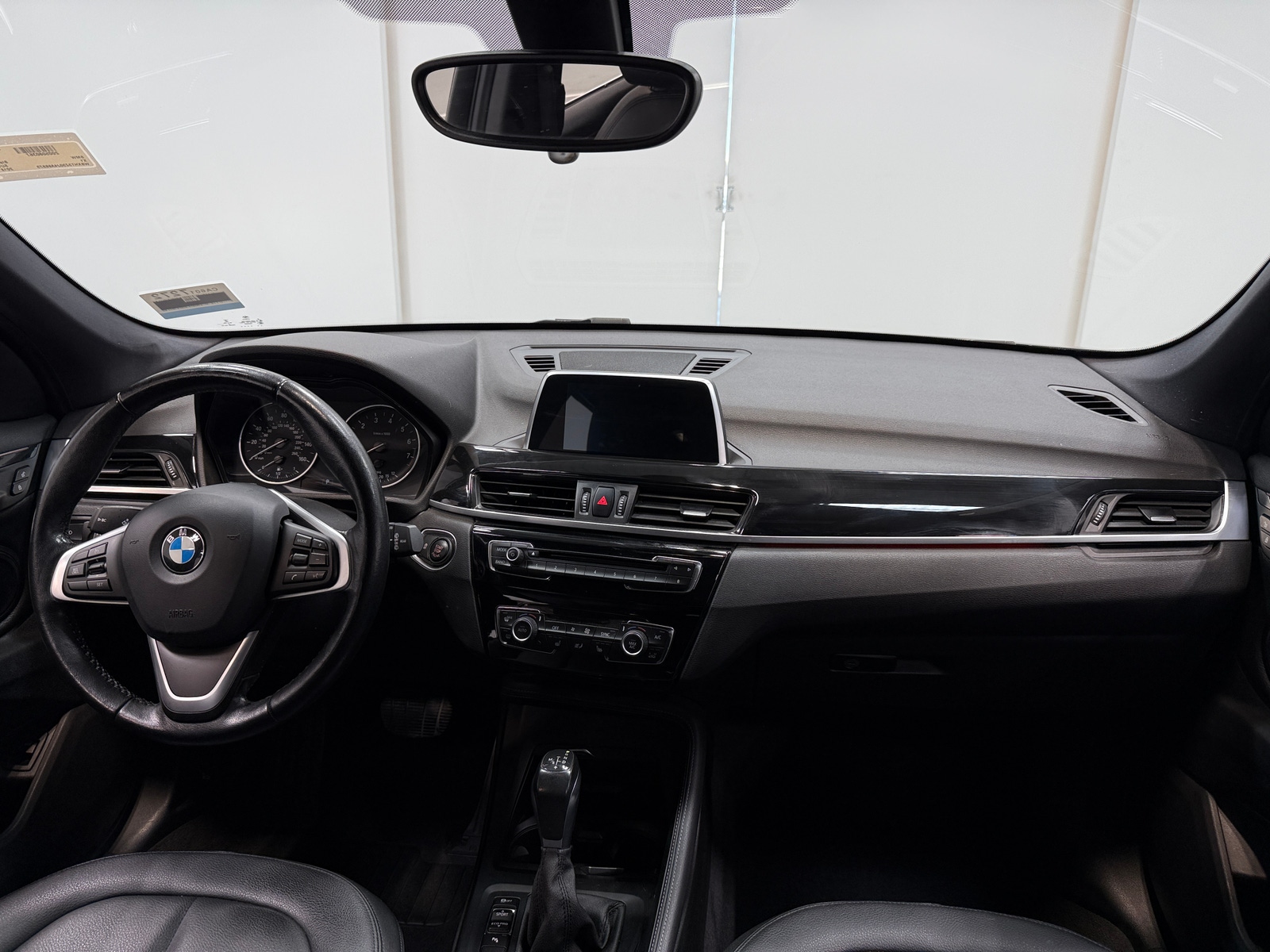 Thumbnail: 2018 BMW X1 - 2