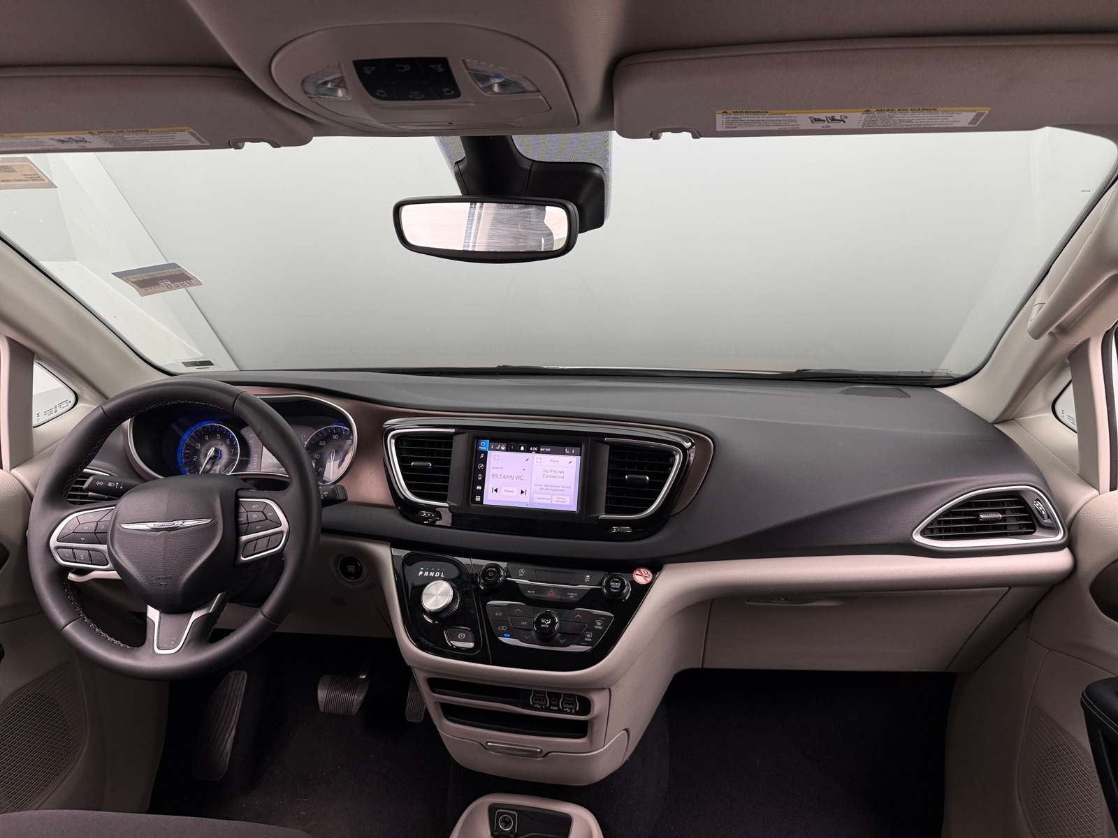 Thumbnail: 2024 Chrysler Voyager - 3