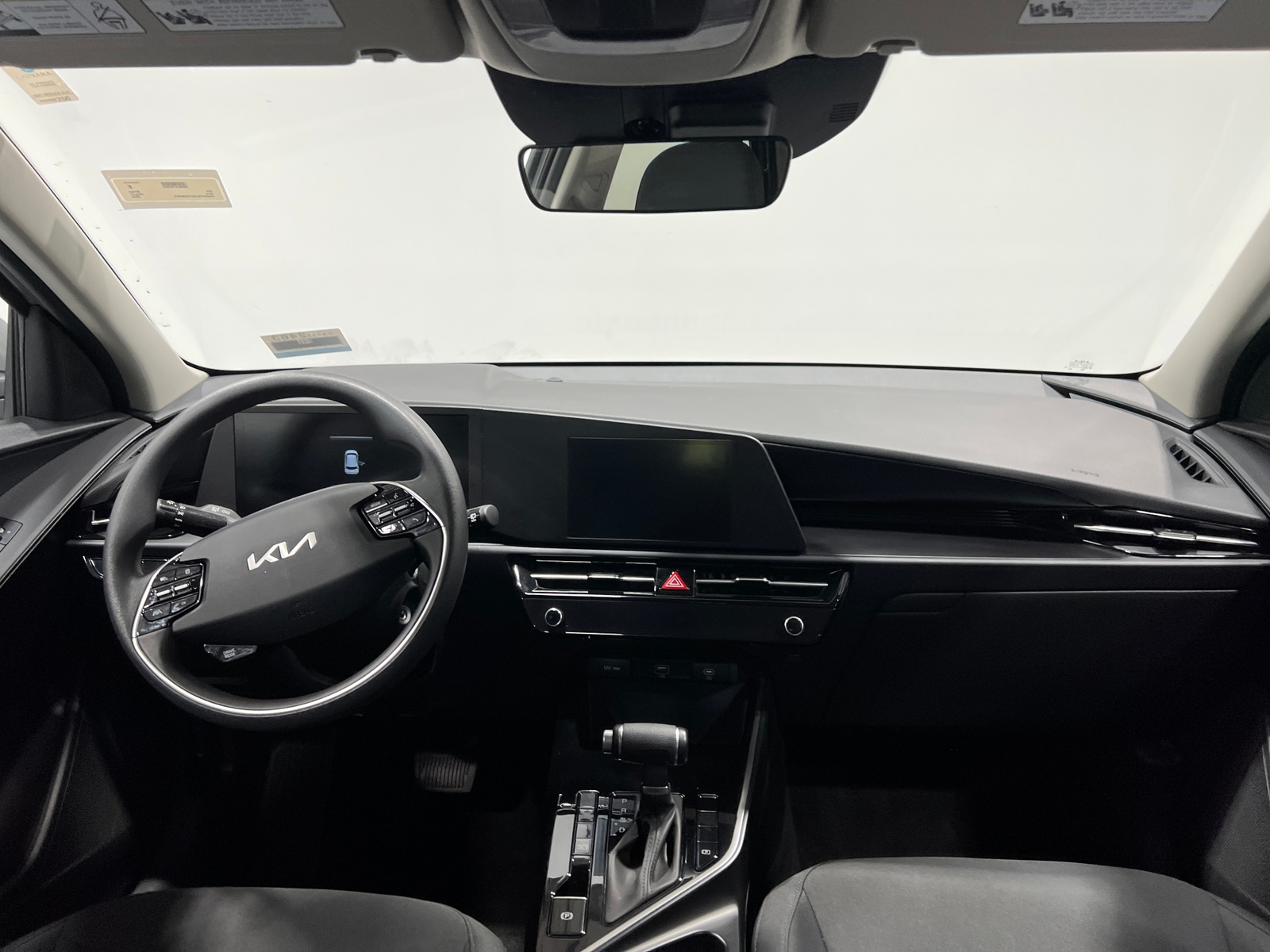 Thumbnail: 2026 Kia Niro - 3